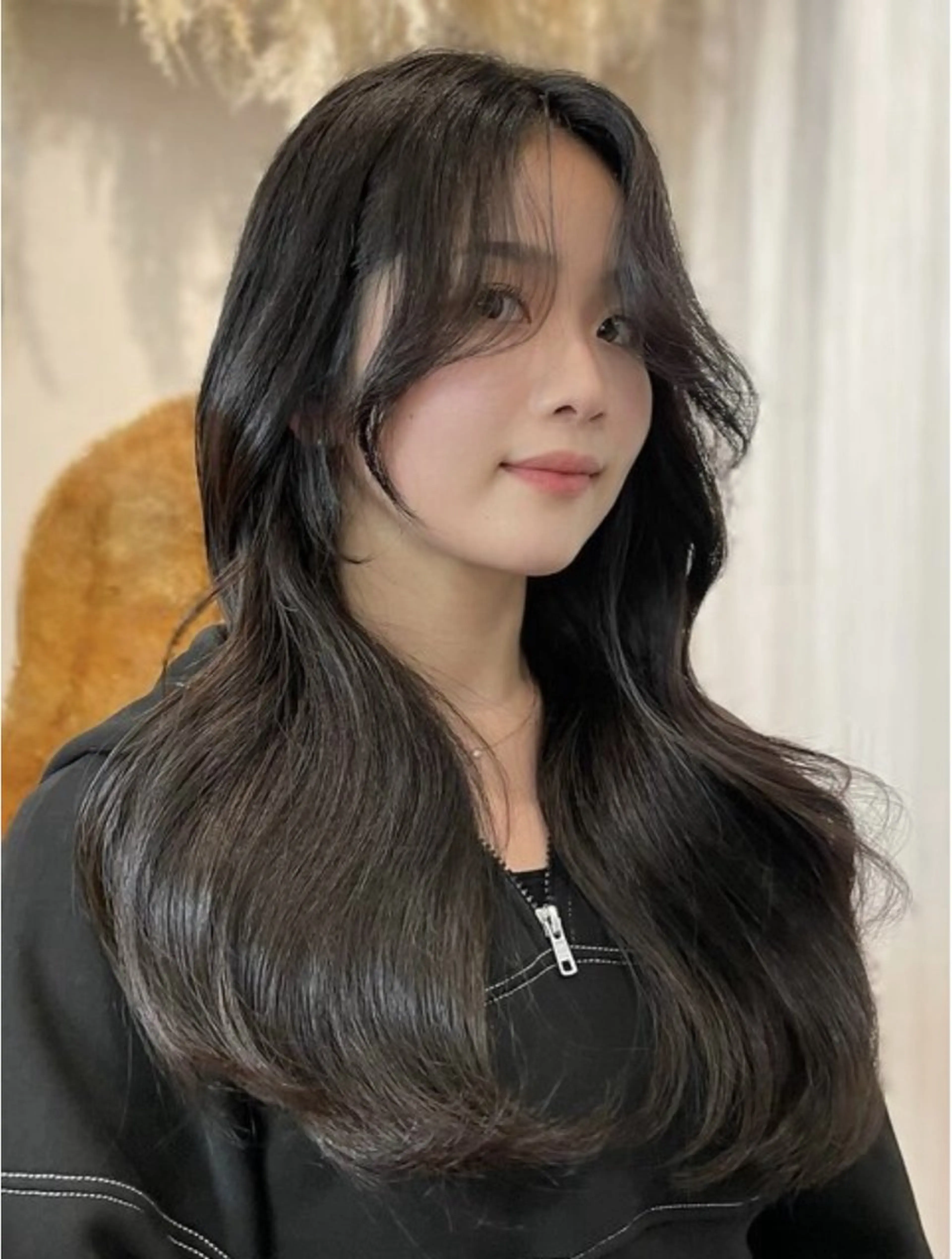 ロング カット ヘアカラー トリートメント macaron宇都宮店所属・macaron宇都宮 柴山凌輔のヘアスタイル