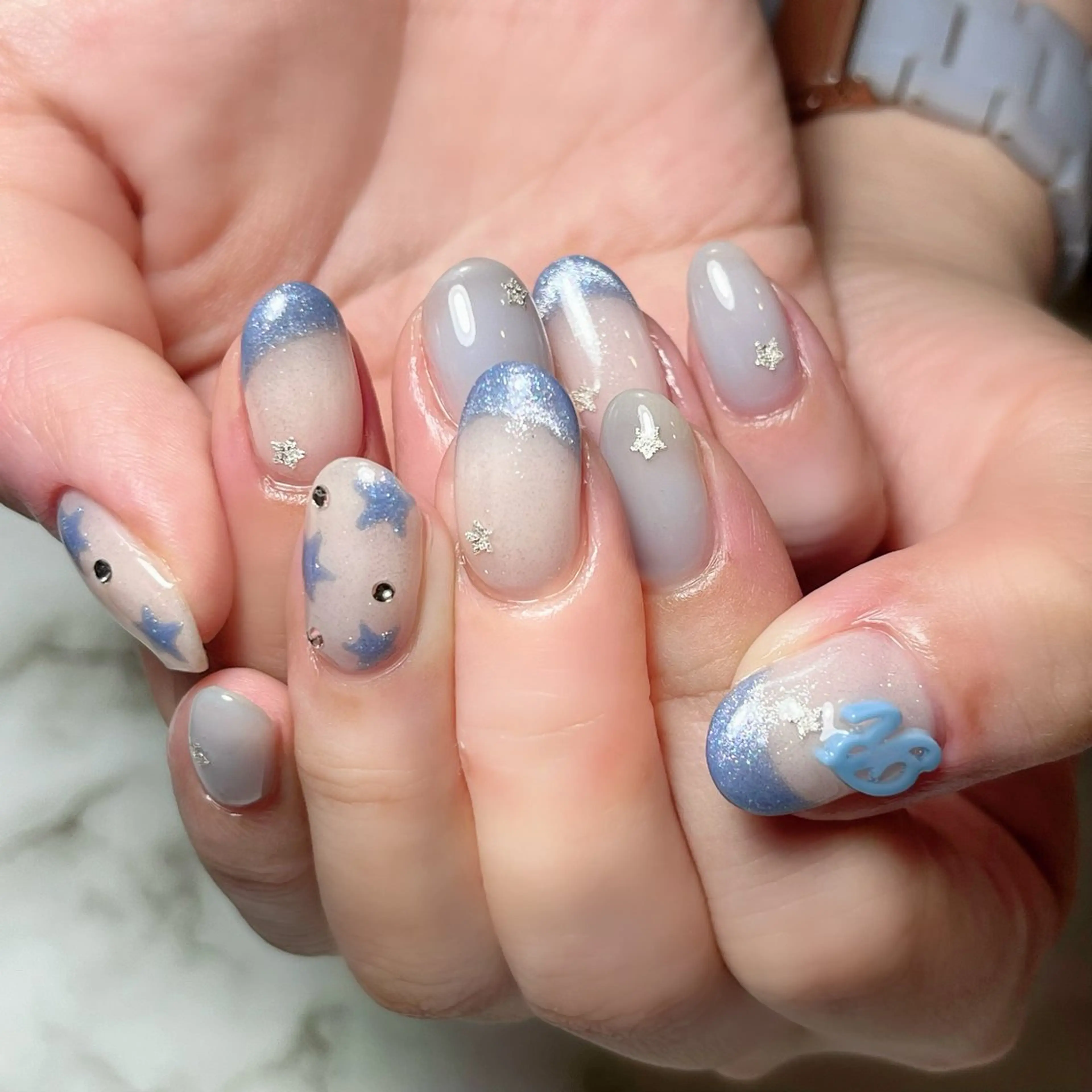 ネイル RuxuryNail ／RiAnnaのネイルデザイン