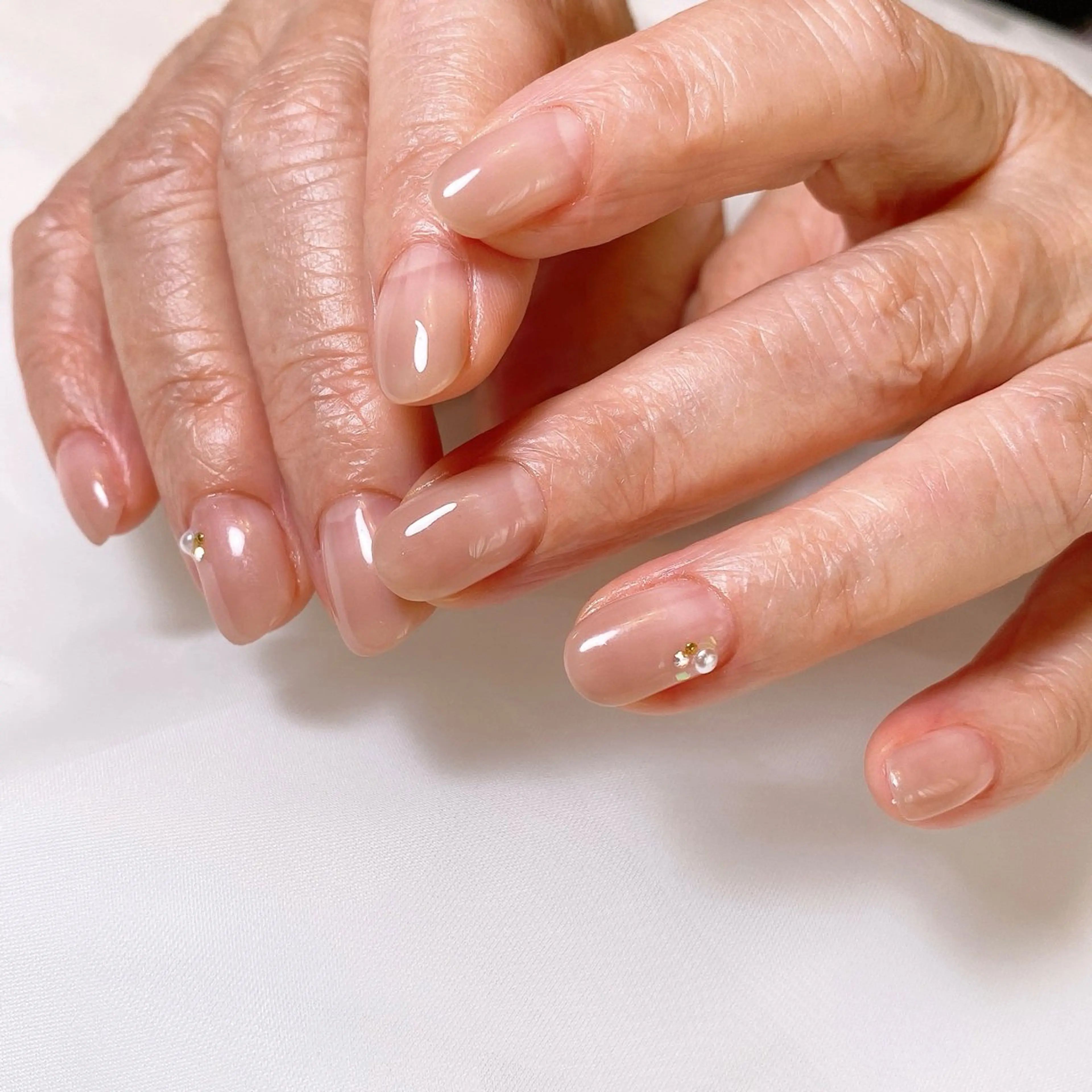 初回オフ無料！薄付き美フォルム♡グラデーション（アート2本プレゼント）の写真