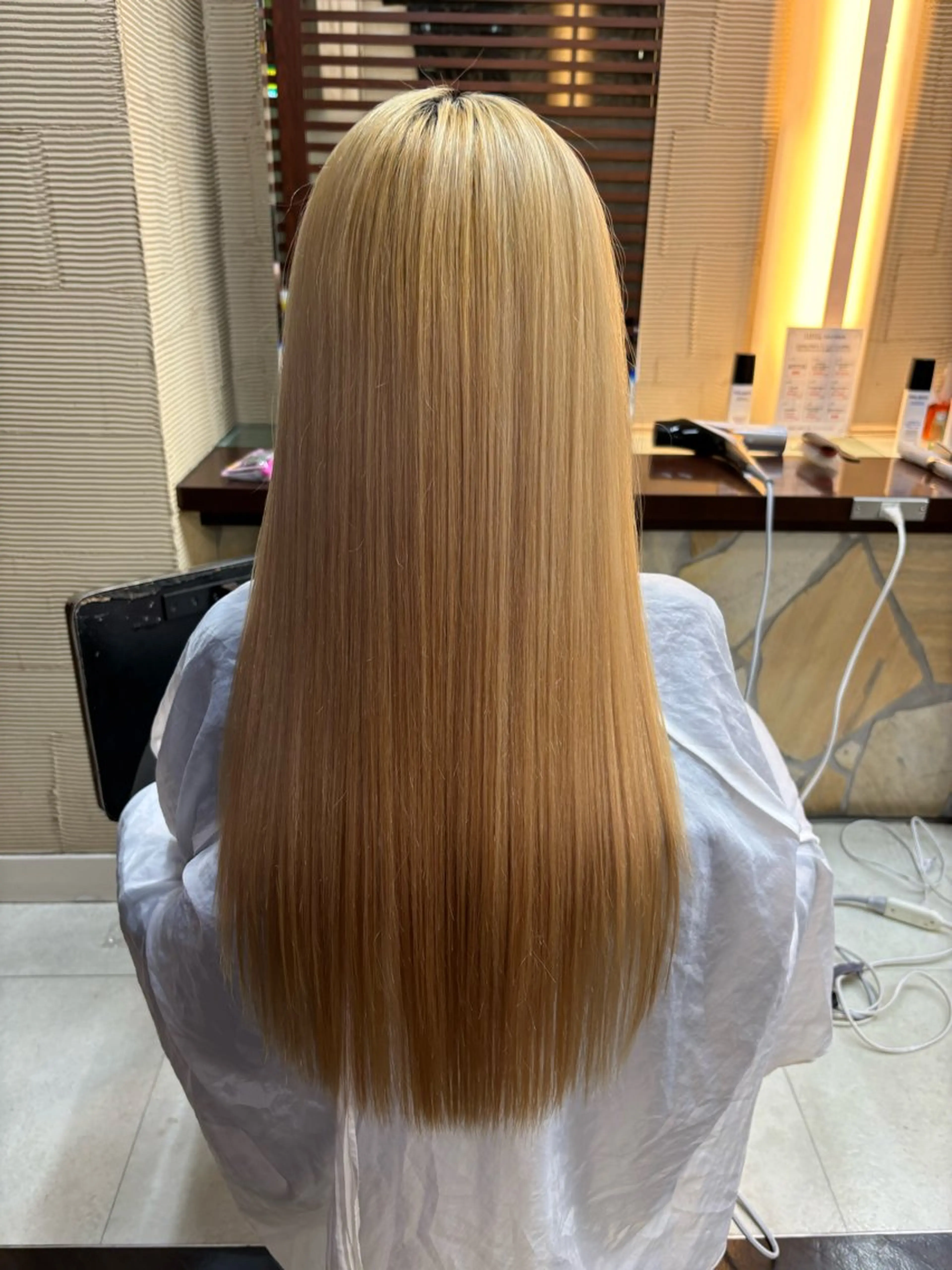 ロング アリヤマ メイカのヘアスタイル