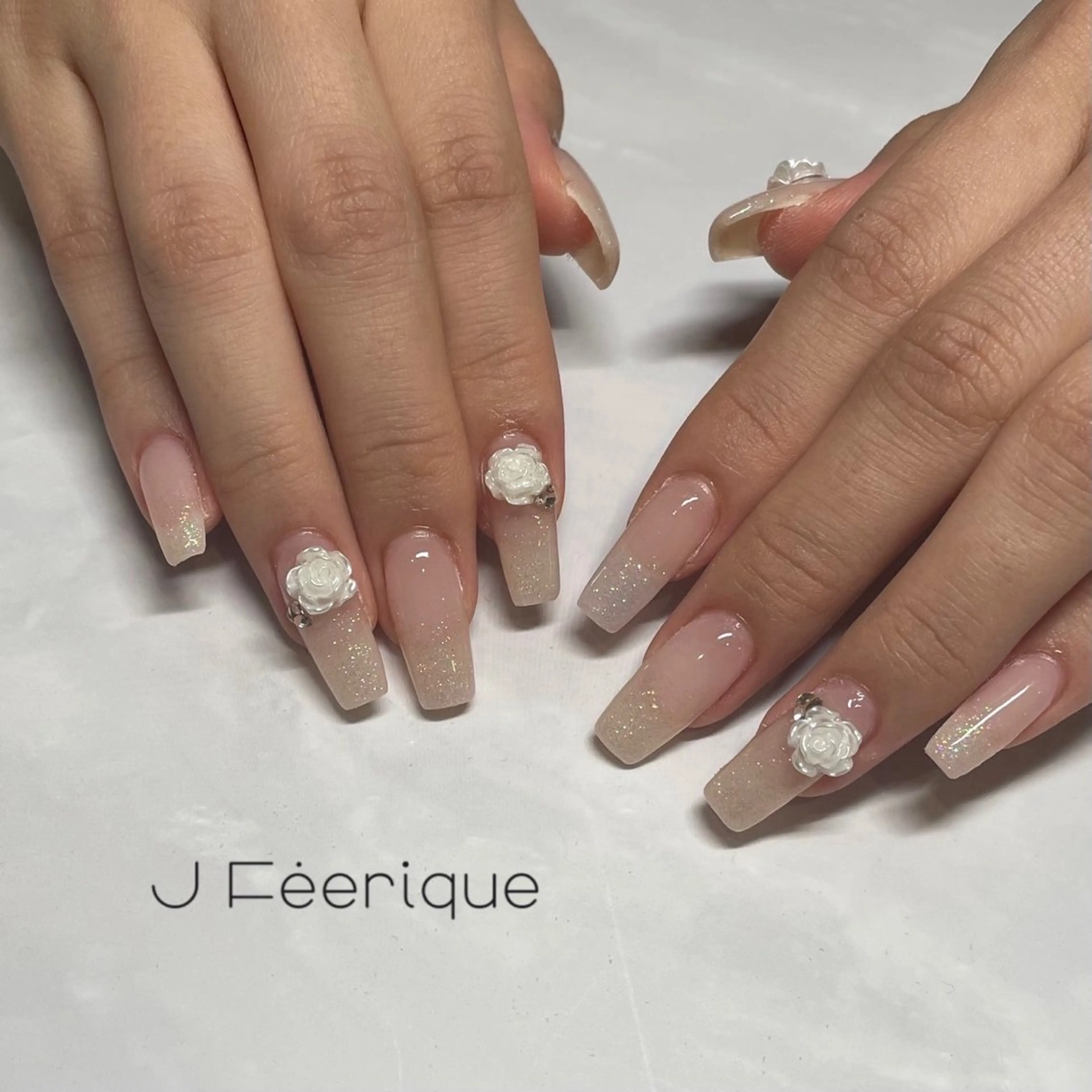 ネイル J Feerique ネイル/南森町のネイルデザイン