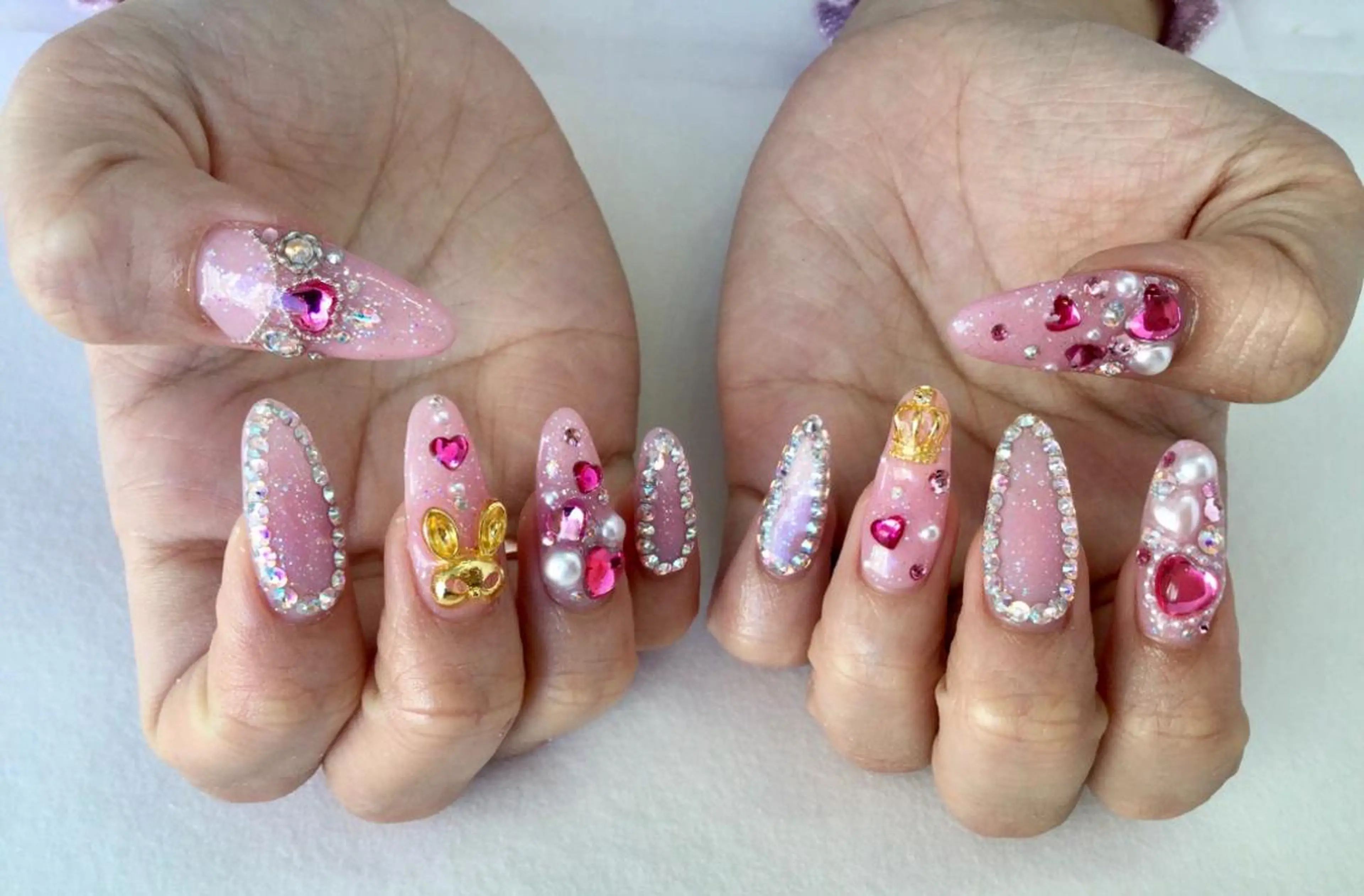 ネイル 💎🐰 saki. m 🐰💎のネイルデザイン
