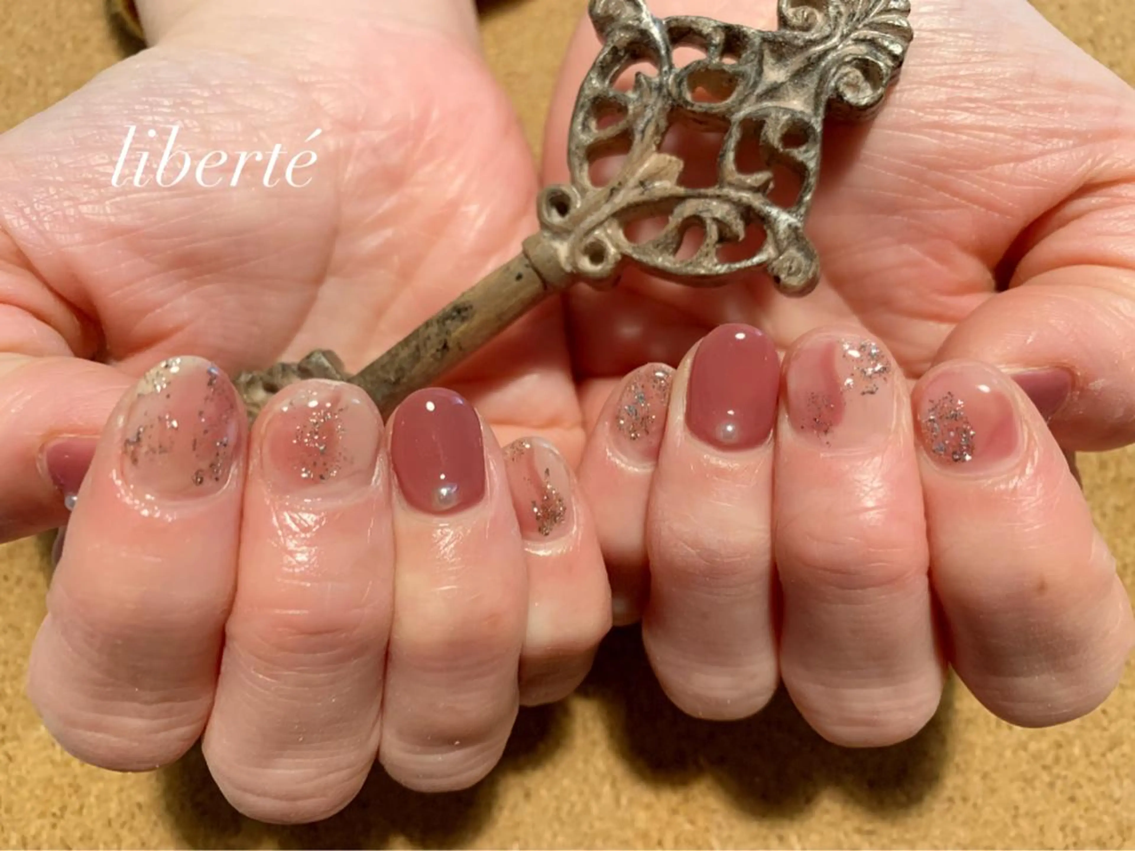 ネイル liberté (リベルテ)のネイルデザイン