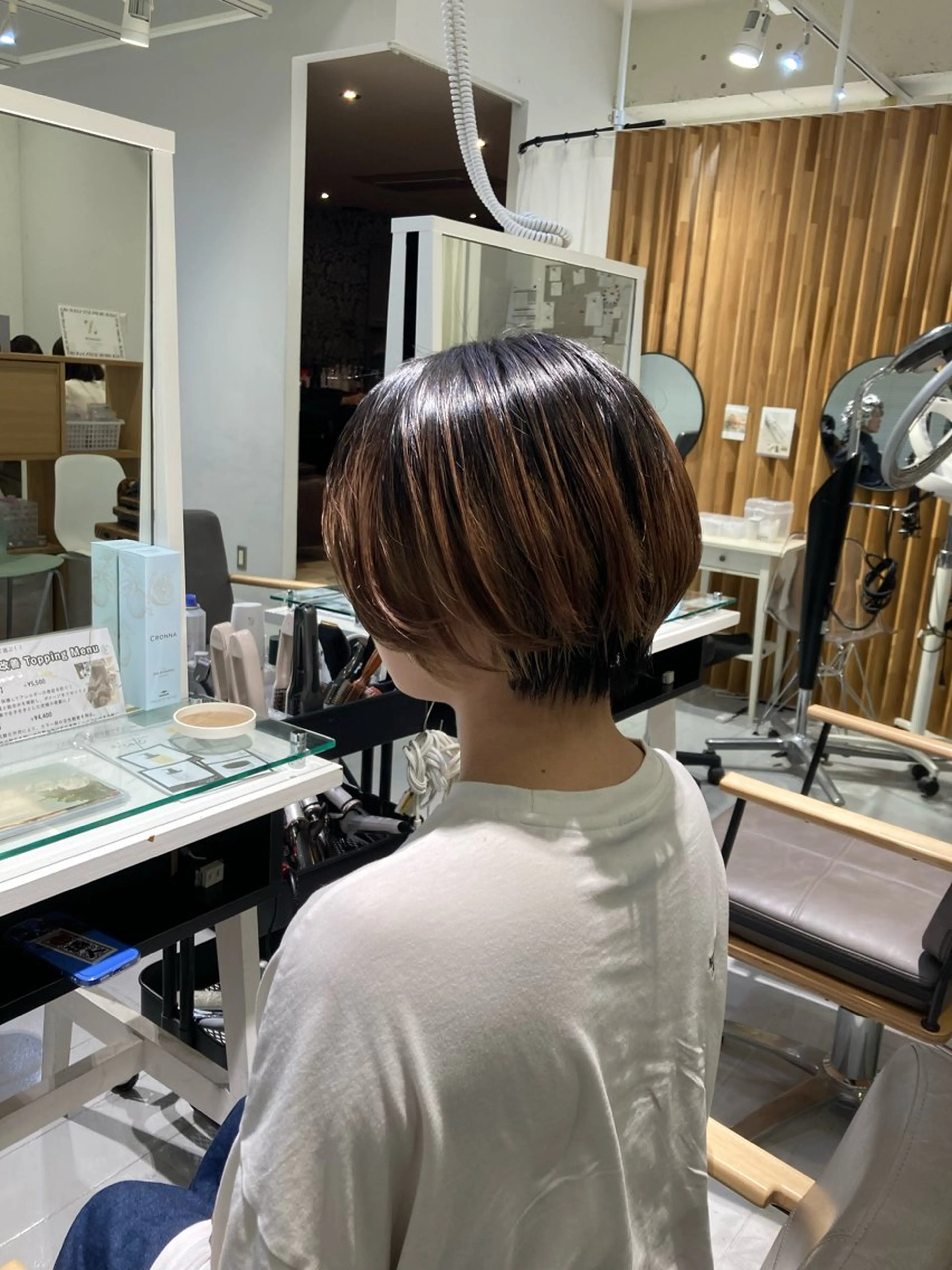 ショート カット ヘアカラー トリートメント 🫧ゆうき🪽 髪質改善/ハイライトのヘアスタイル