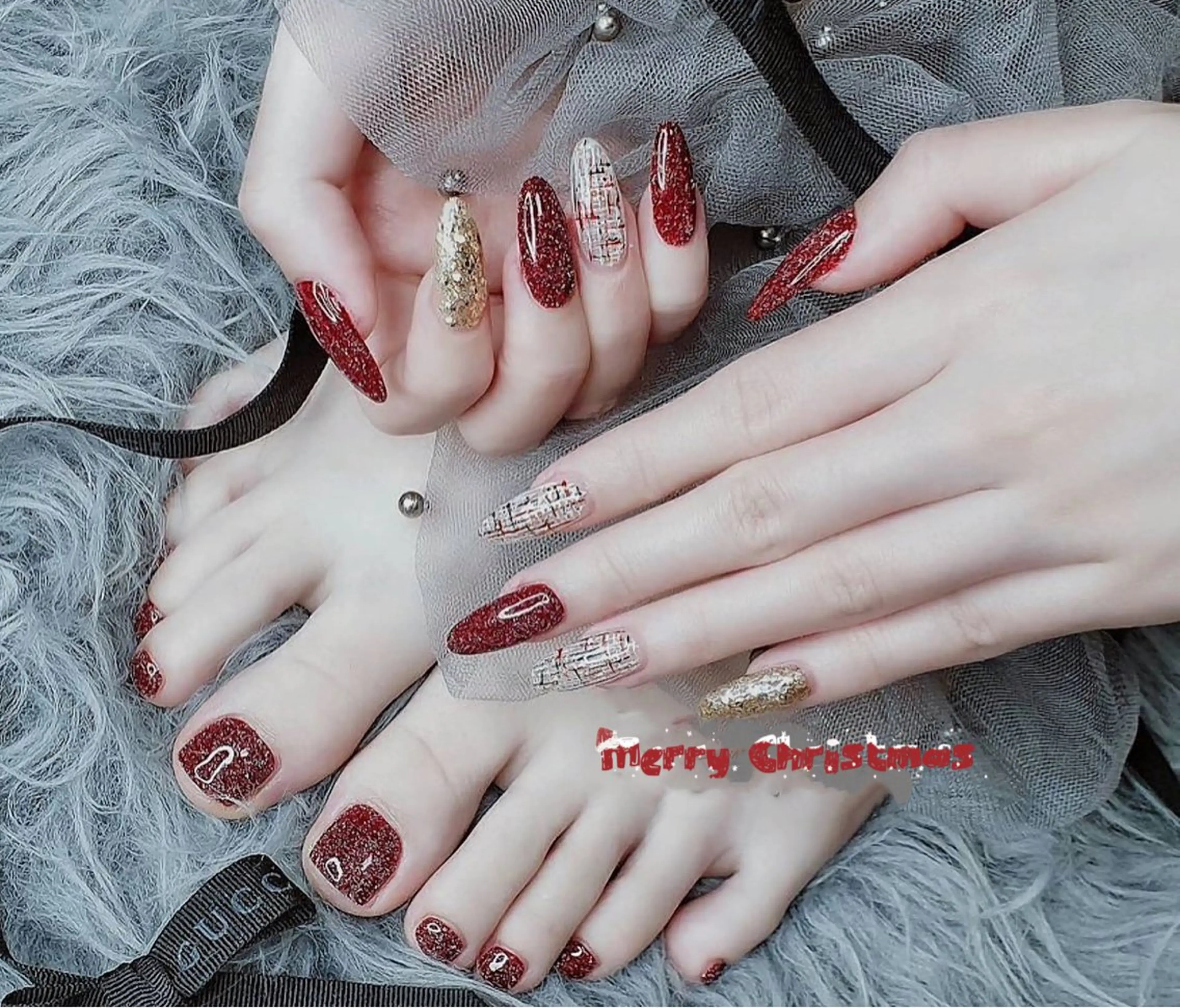 ネイル 冬ネイル クリスマス リボン、ガーリー パーツ放題専門店のネイルデザイン