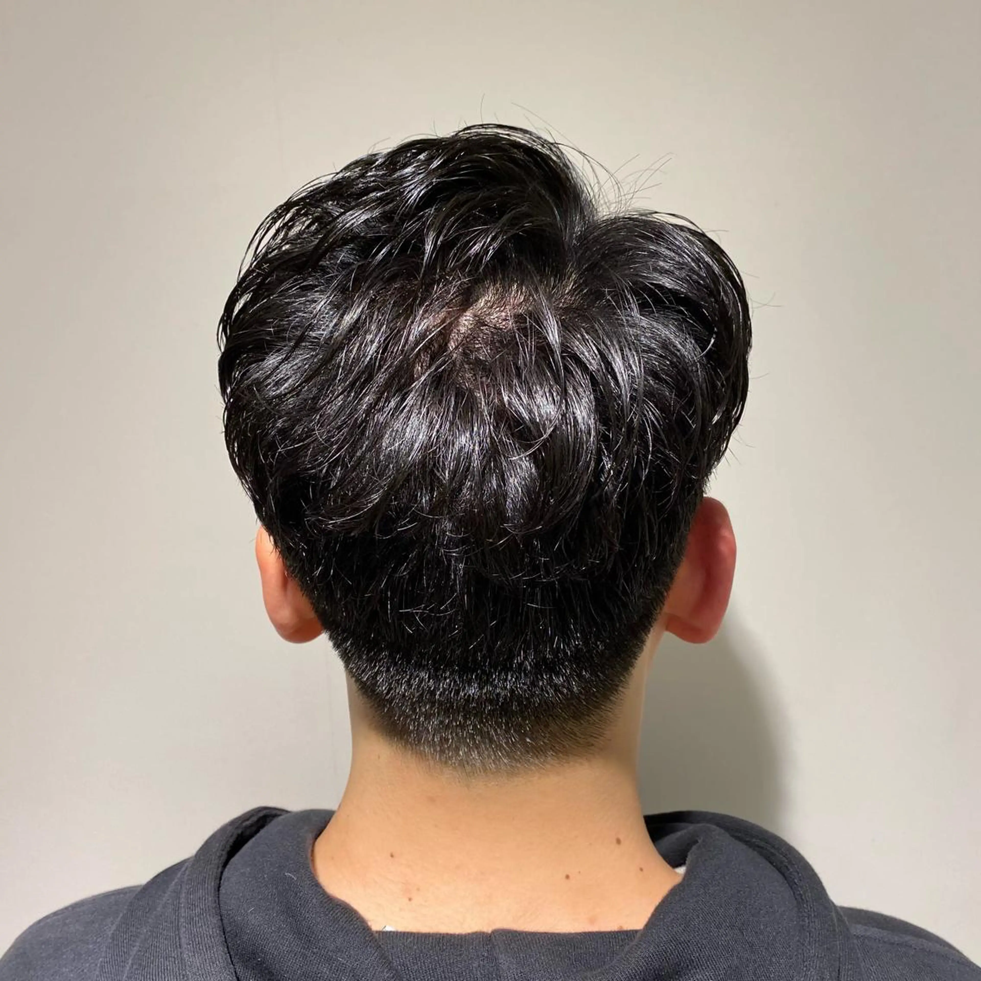 ショート パーマ メンズ カット パーマ 橋本 琉磨のヘアスタイル