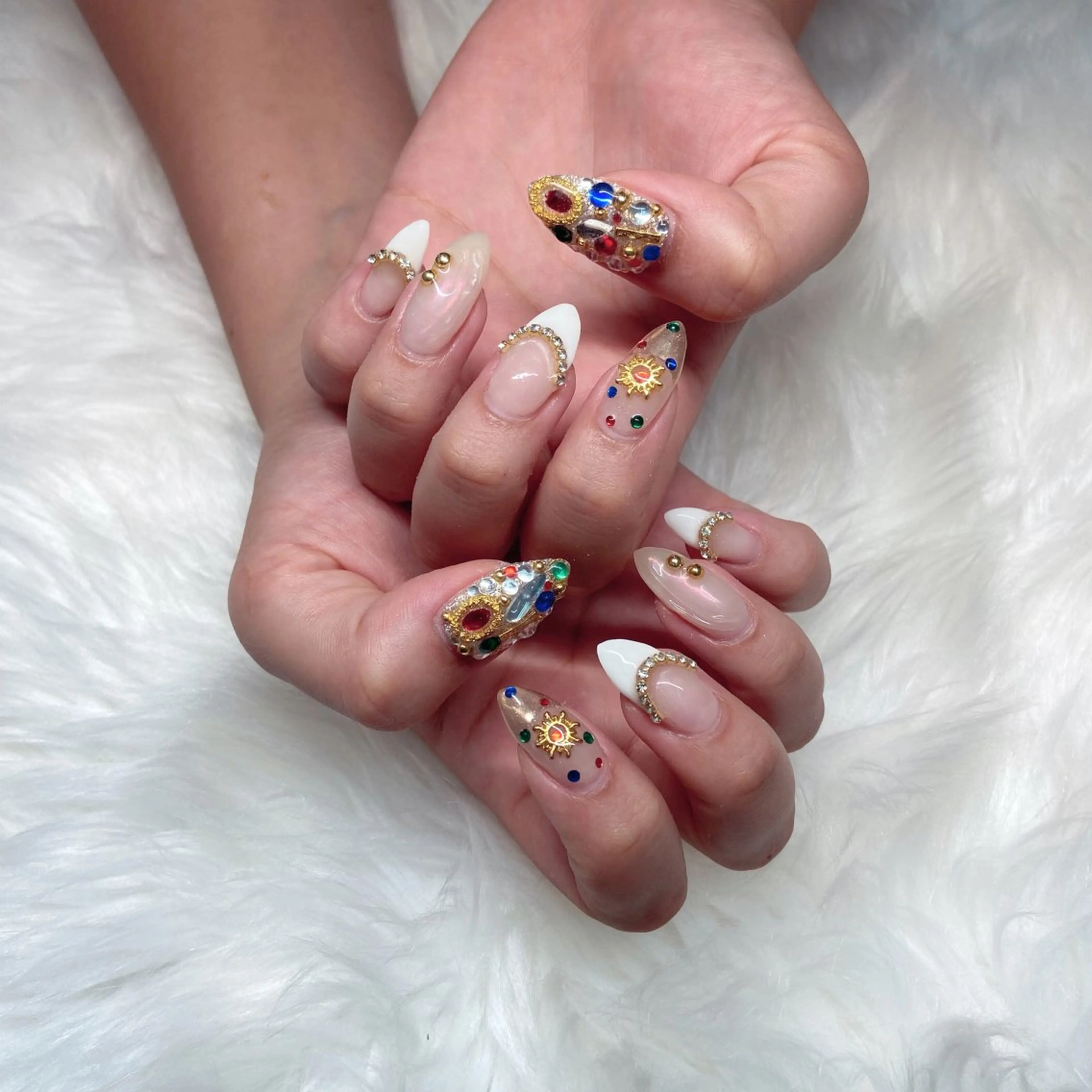 ネイル R nailのネイルデザイン