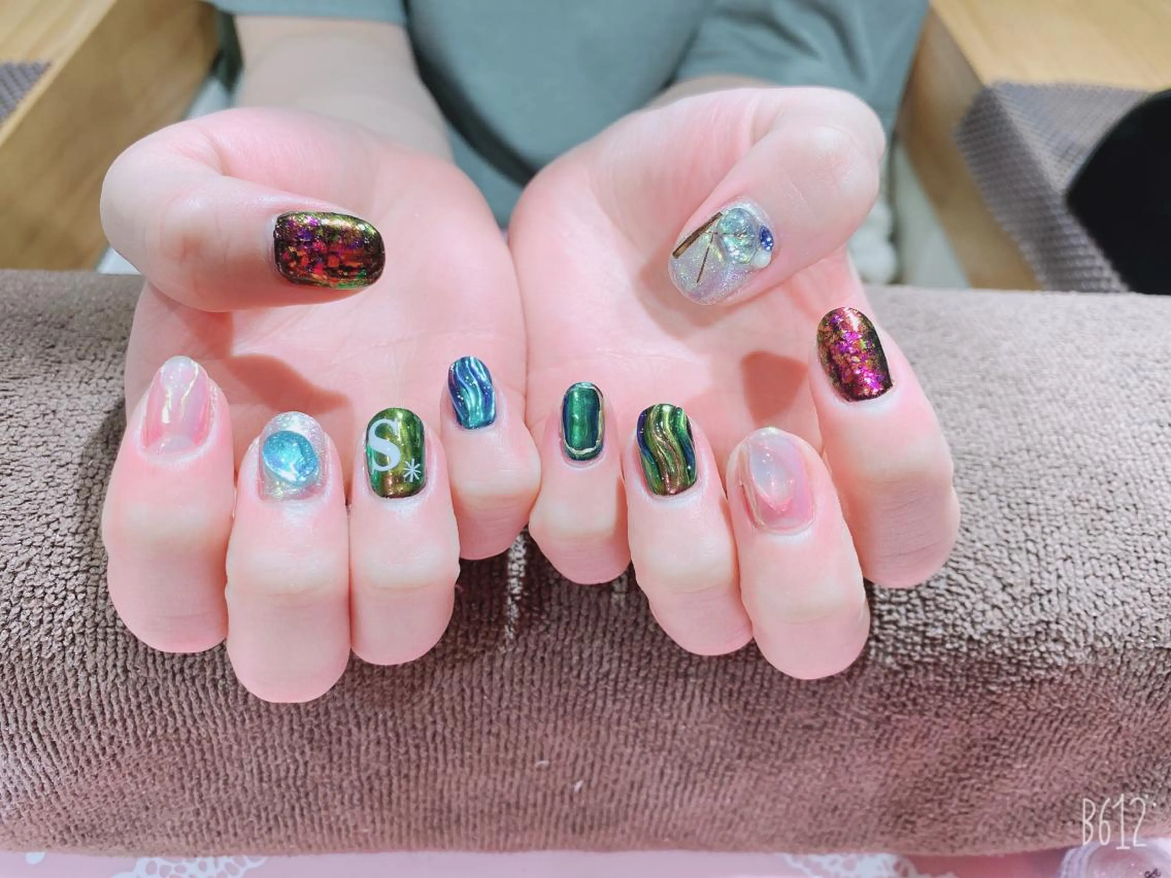 ネイル ミラーネイル VIST☆ ｍａｍｉのネイルデザイン