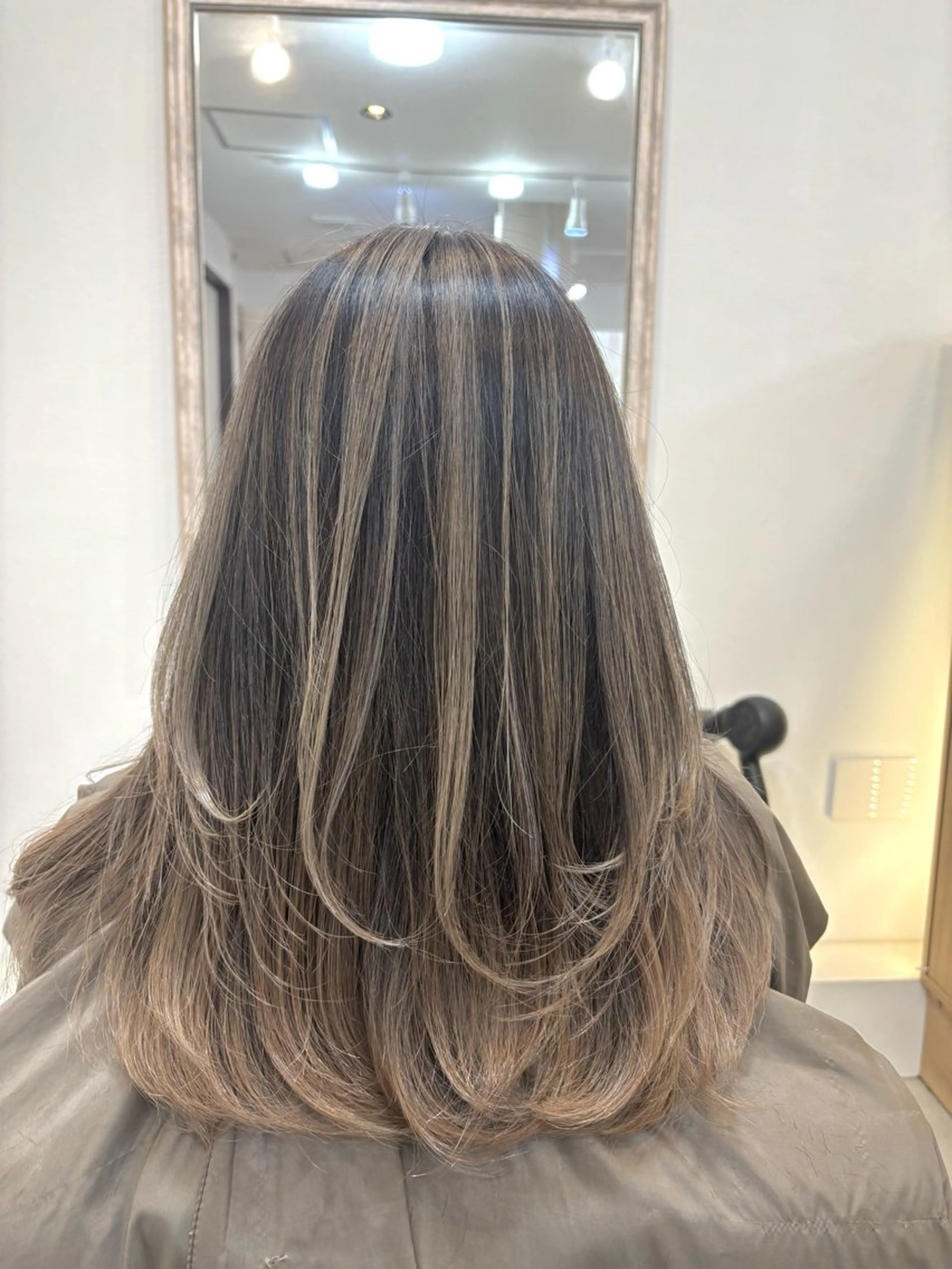 セミロング noa.所属・noa. 高橋タツヤのヘアスタイル