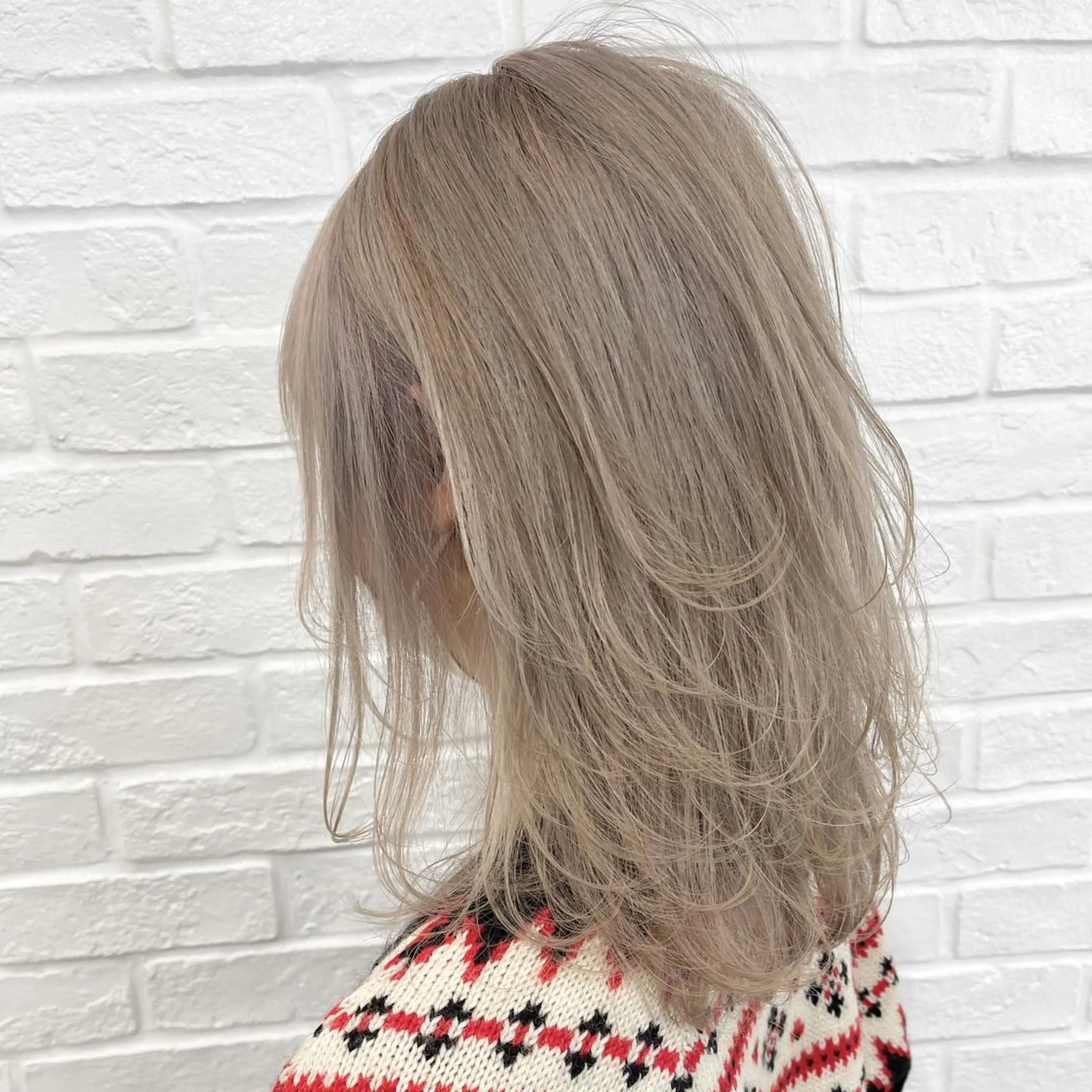 ミディアム 垢抜け案内人 鈴木聖矢✂️のヘアスタイル