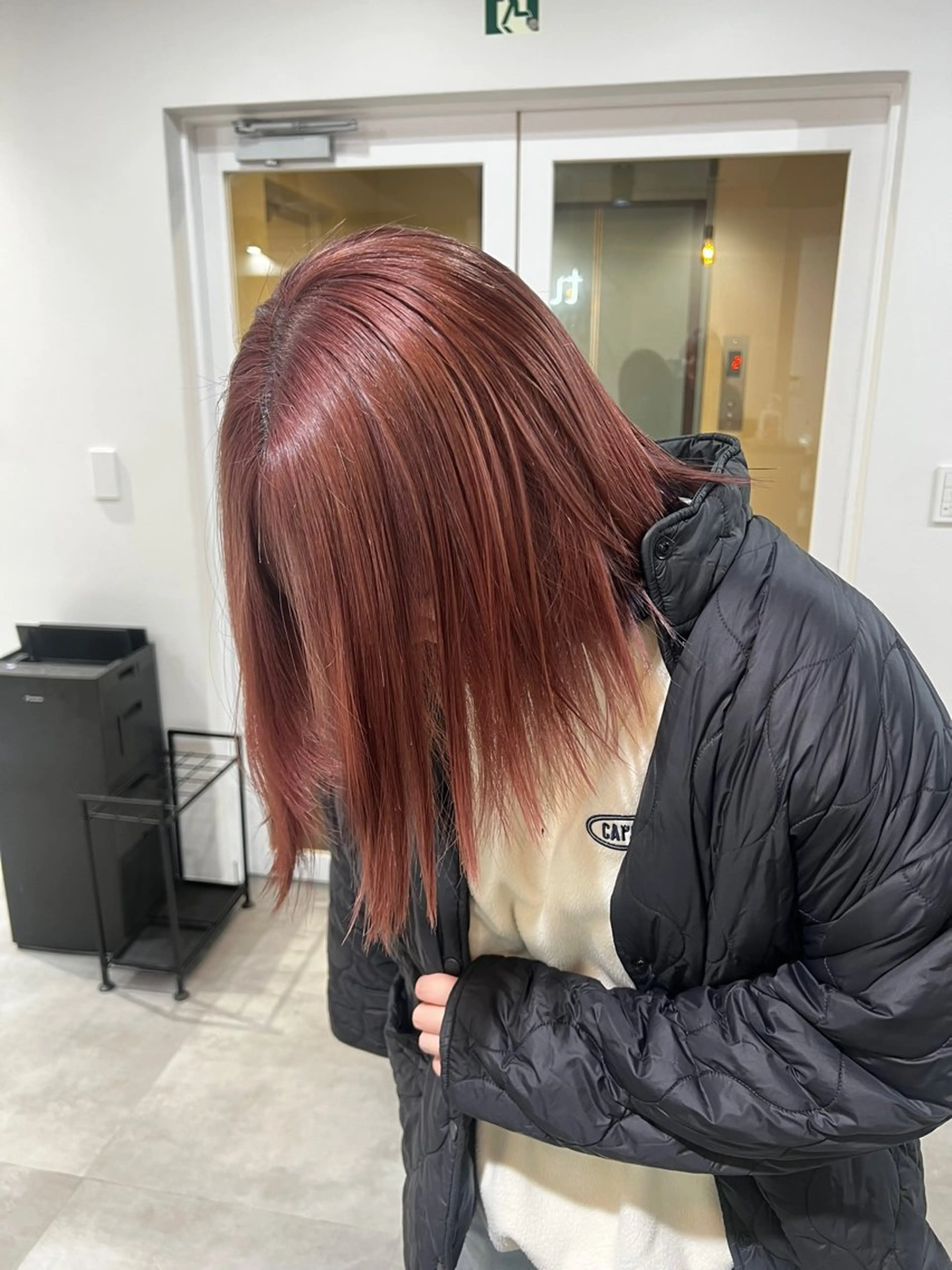 ミディアム 🩶💜寒色カラー/ ゆずほのヘアスタイル