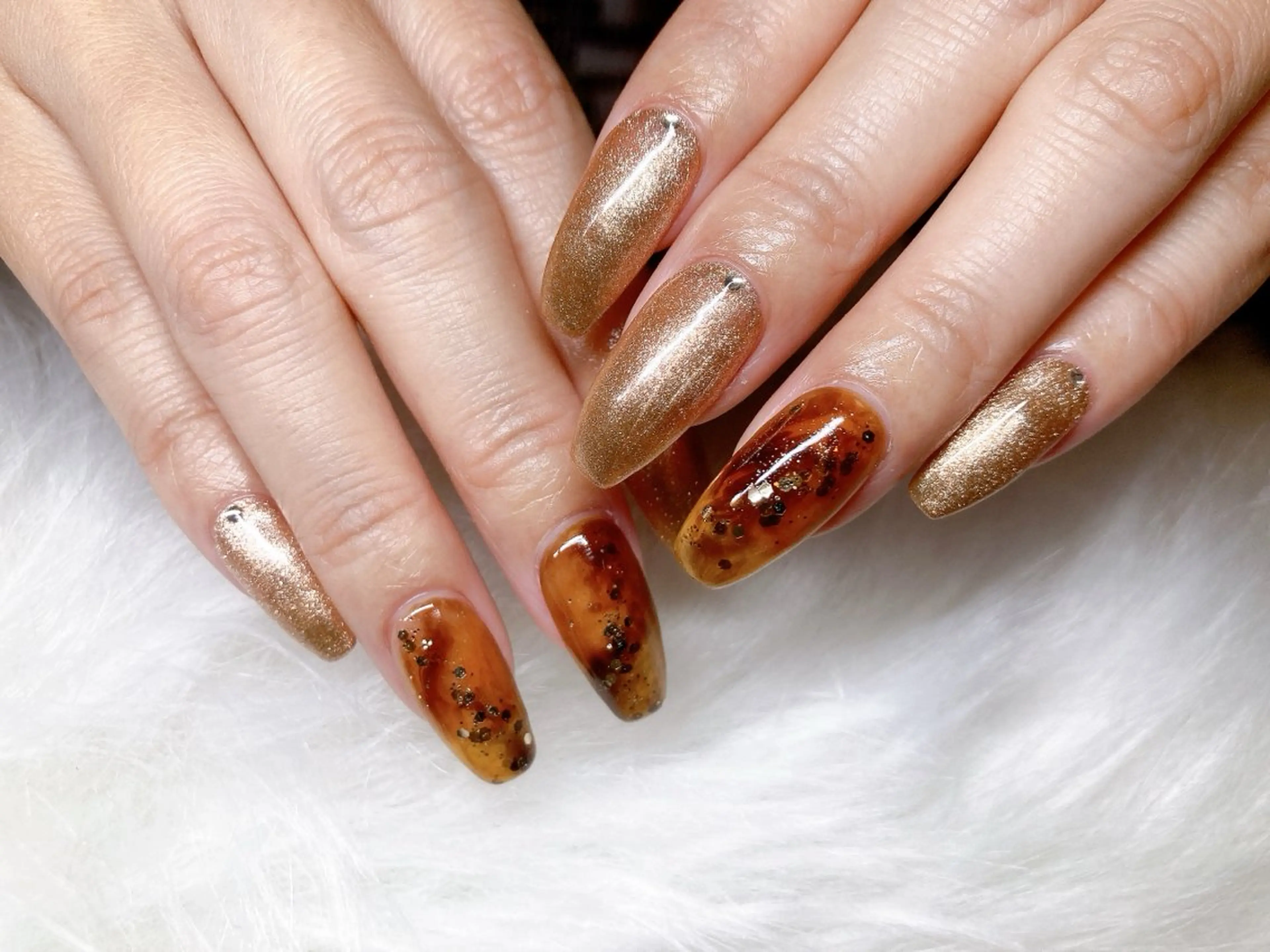 ネイル ECLAT エクラ所属・寺山 千鶴のネイルデザイン