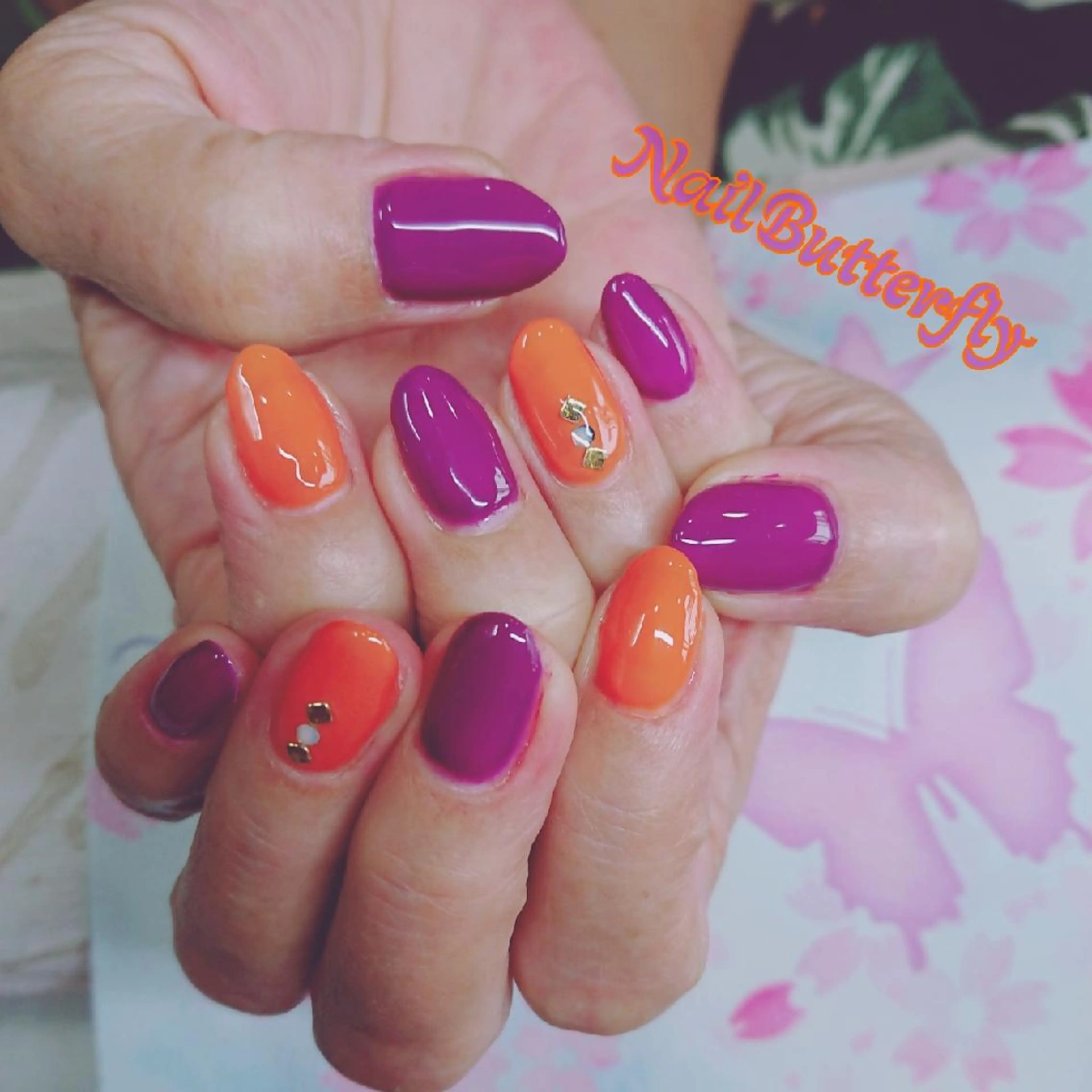 ネイル ハンドネイル とねがわ かよこのネイルデザイン