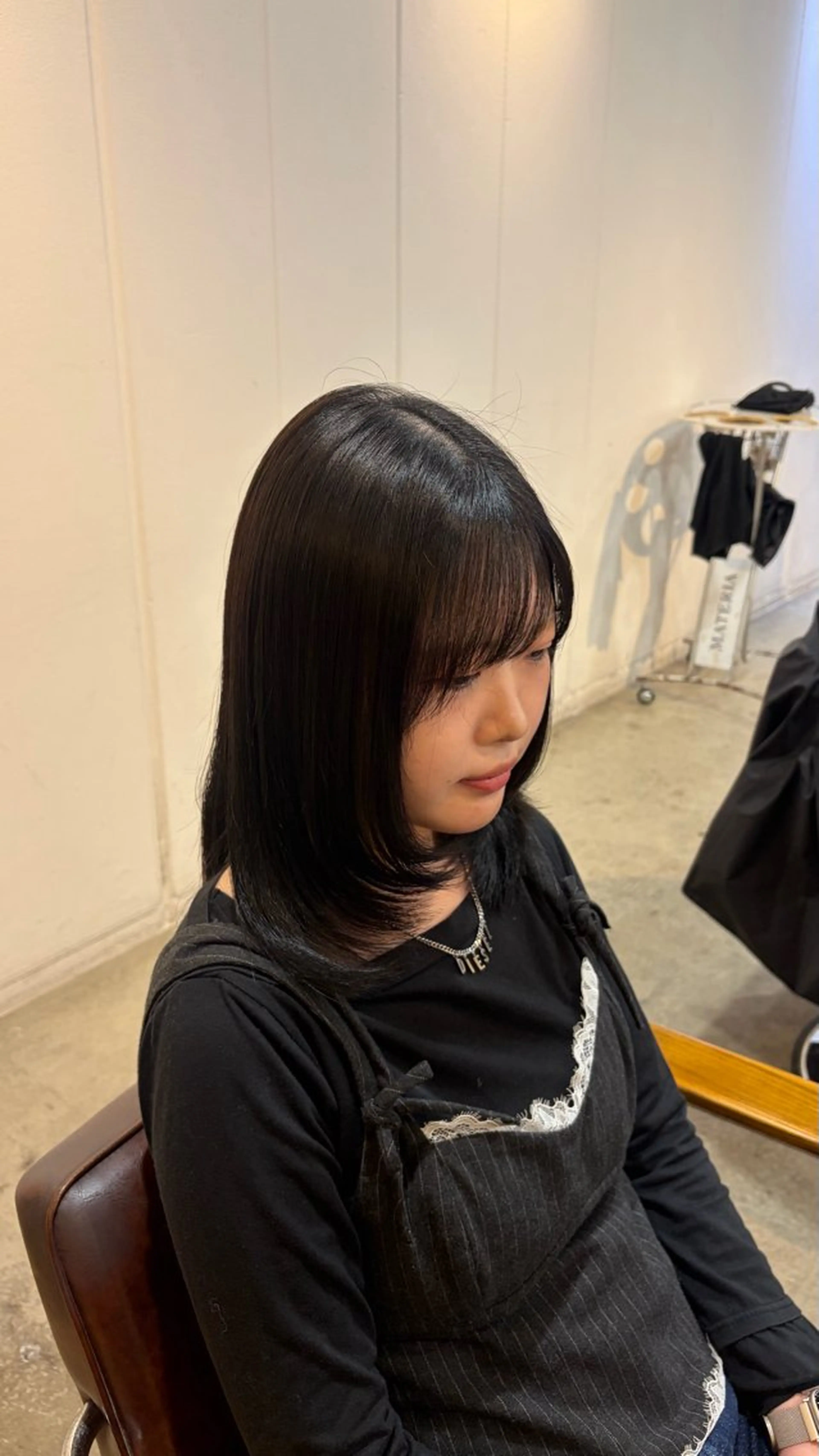 ミディアム カット ヘアカラー lolonois / HINA⠀のヘアスタイル