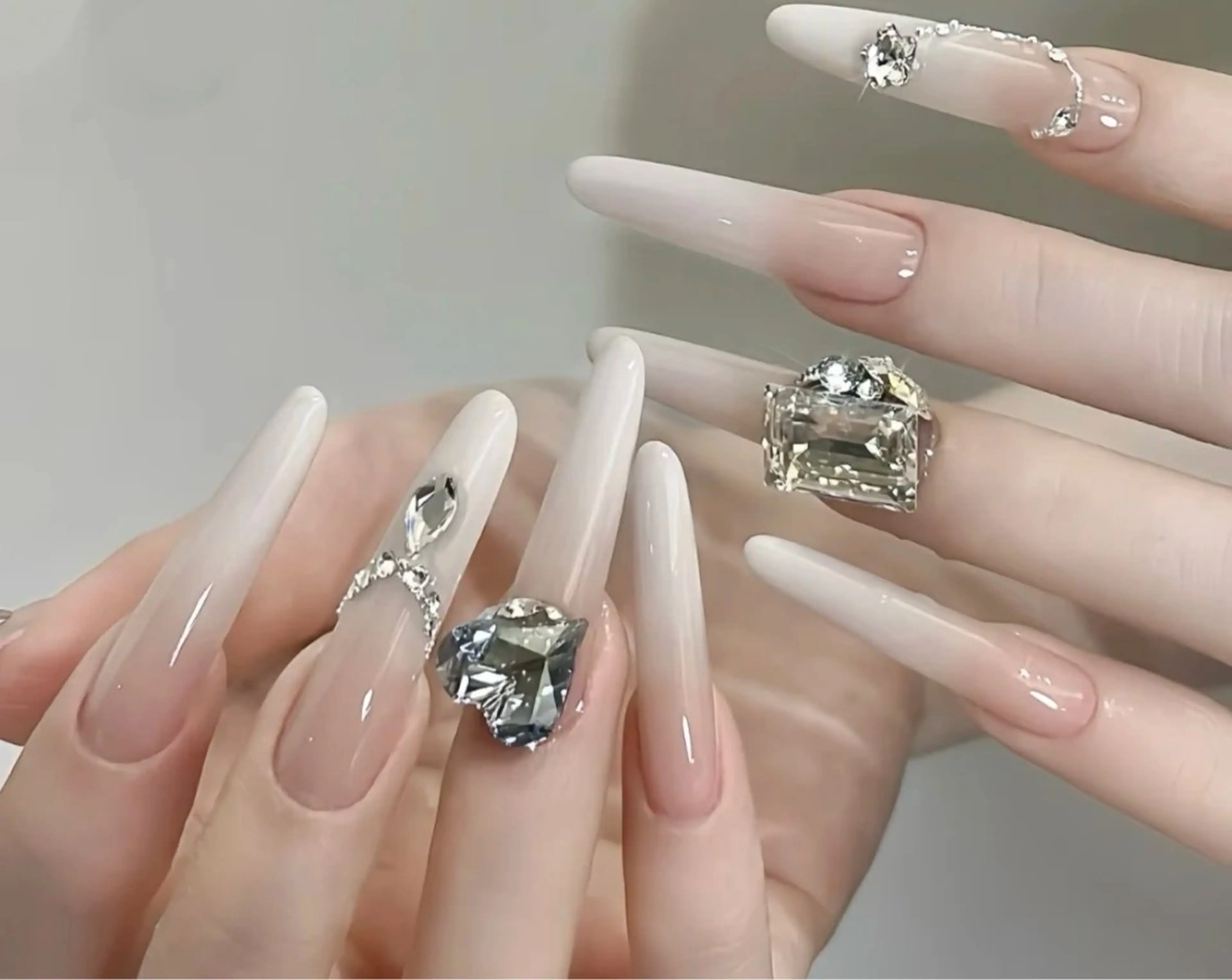 ネイル ハンドネイル D-BEAUTY Nailsalonのネイルデザイン