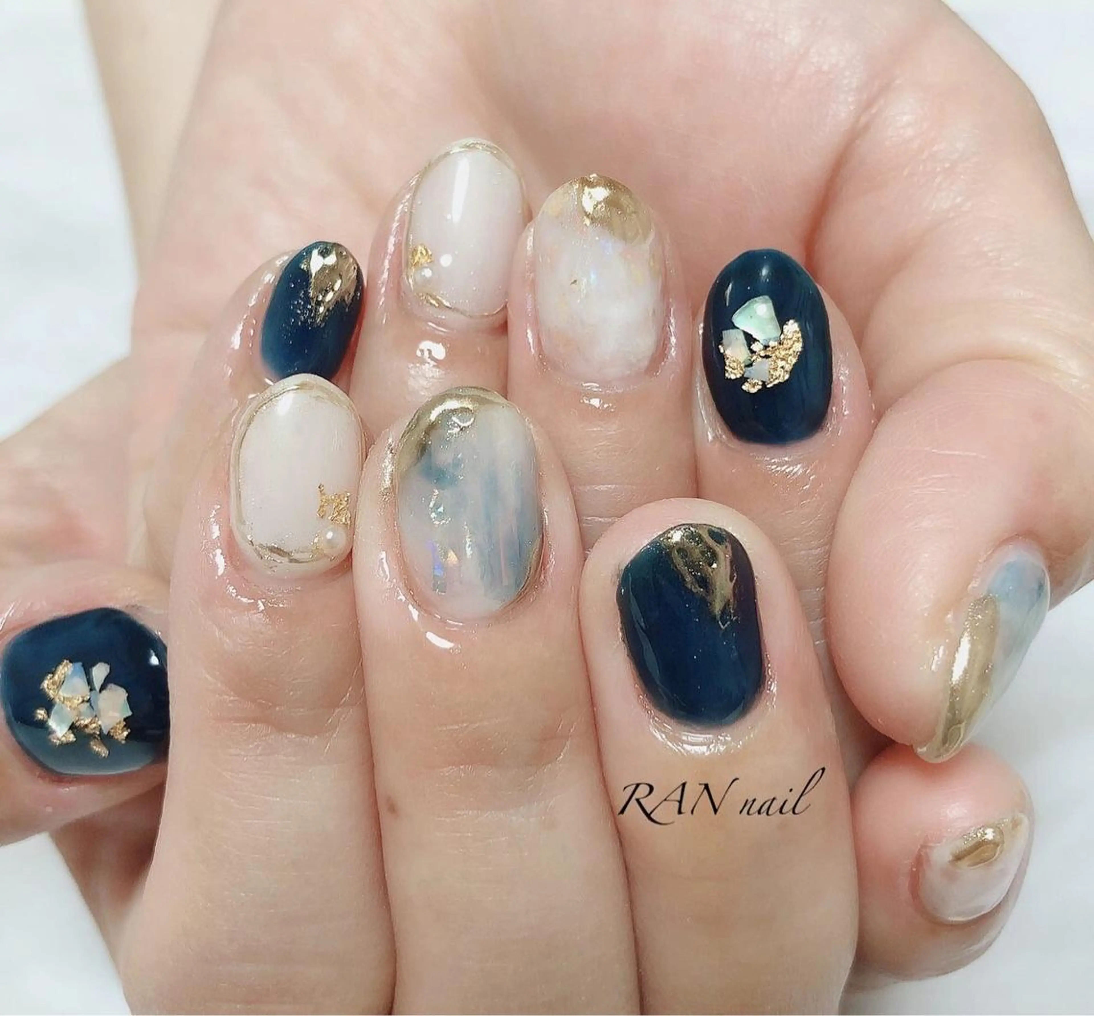 ネイル フットネイル ジェルネイル 氷ネイル・うるうるネイル ニュアンスネイル オフィスネイル ハンドネイル フットネイル RAN nail 〜ランネイル〜所属・RAN nailのネイルデザイン