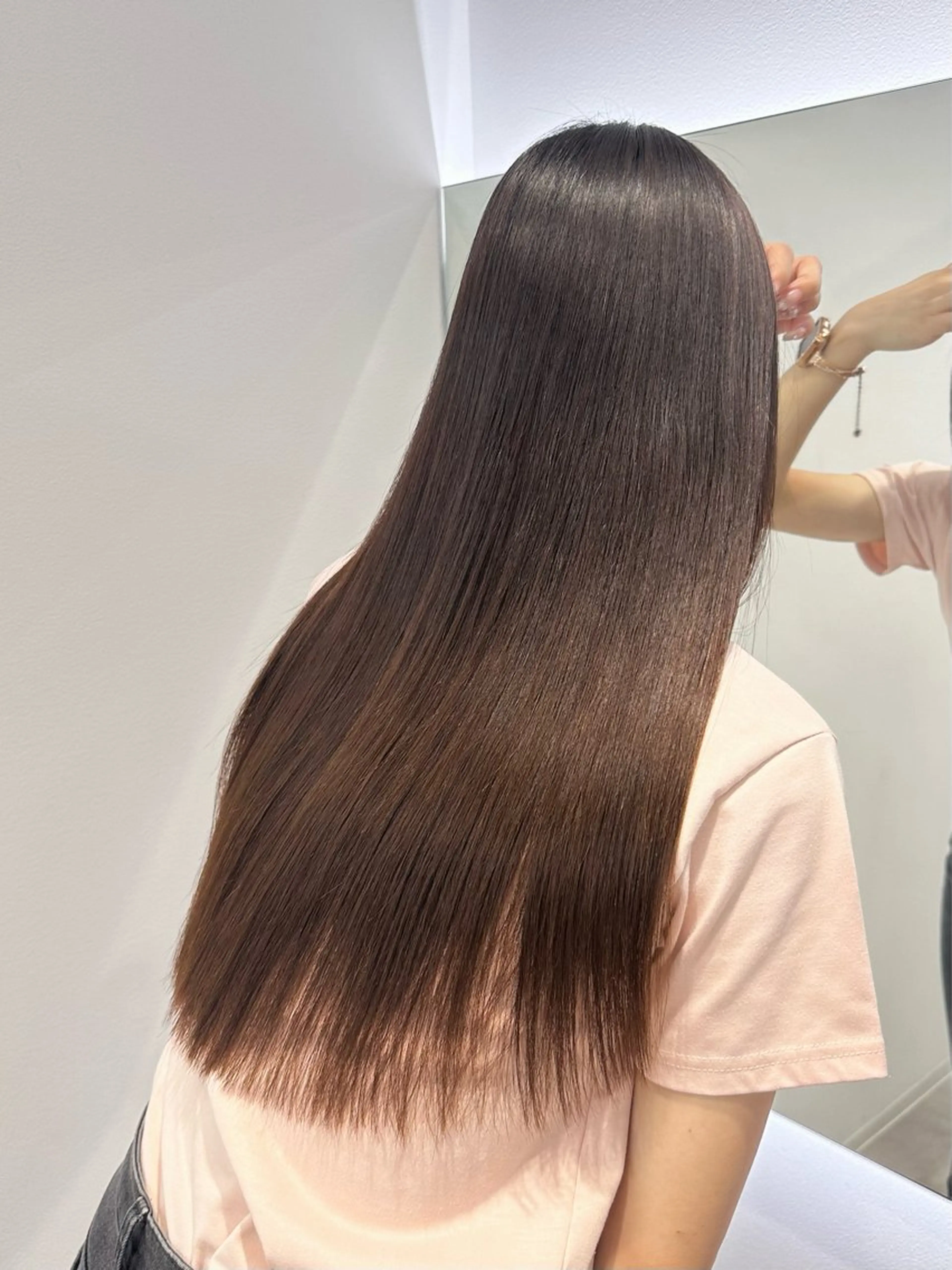 ロング 髪質改善 桃香🍑/縮毛矯正 /ダブルカラーのヘアスタイル