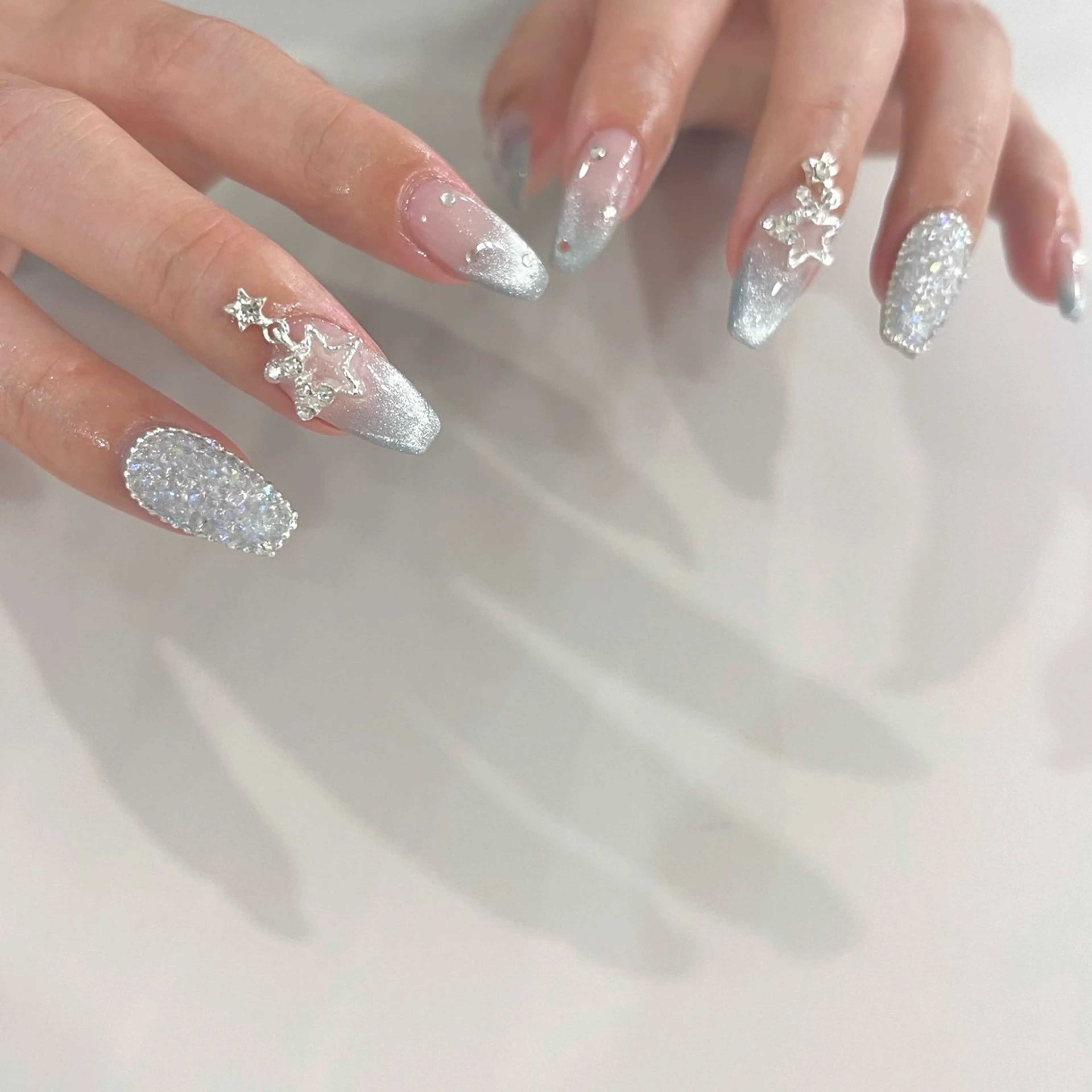 ネイル i_ee beauty studio所属・y. kanaのネイルデザイン