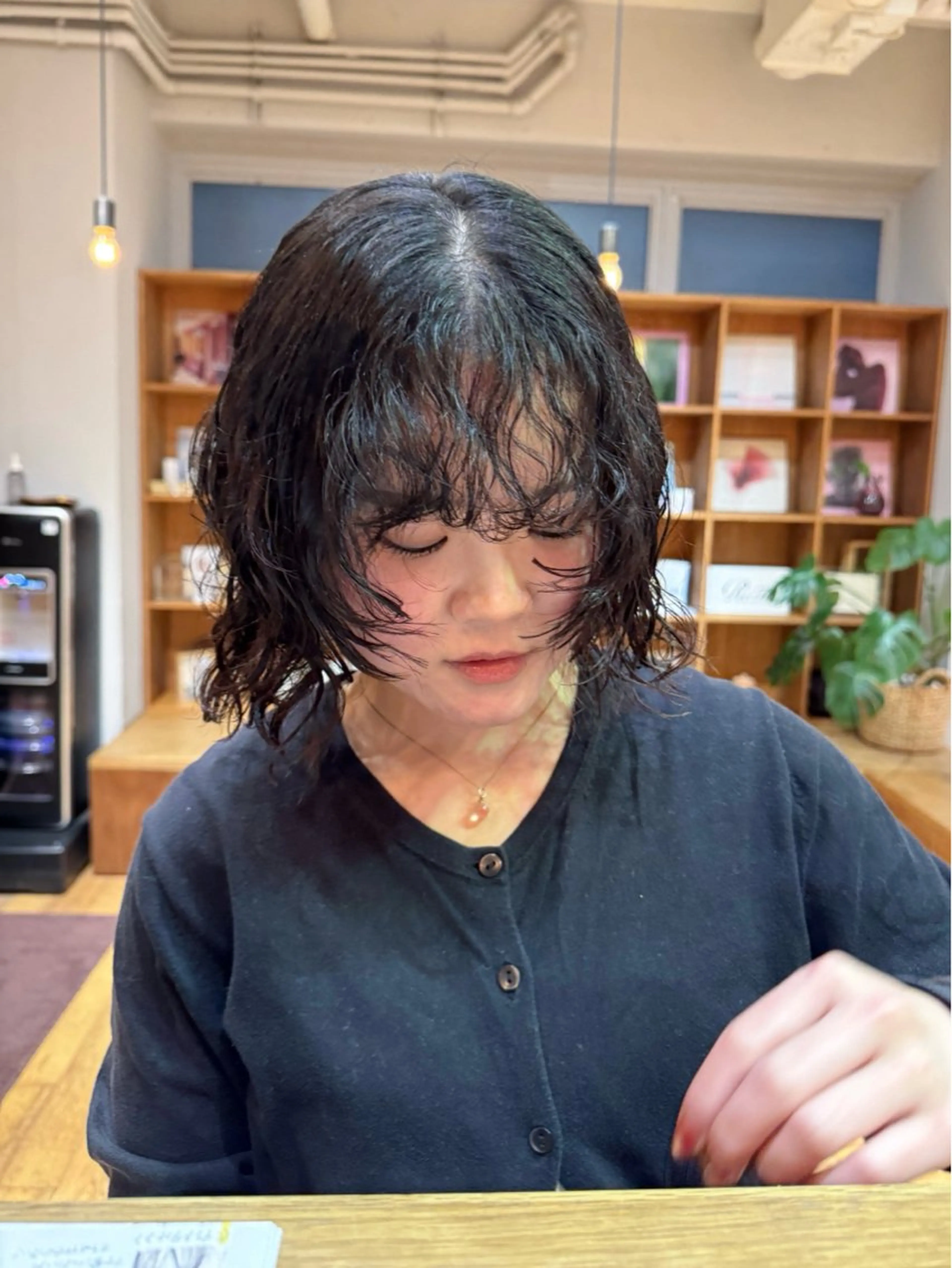 ショート カラー パーマ カット パーマ 大橋 芽衣のヘアスタイル