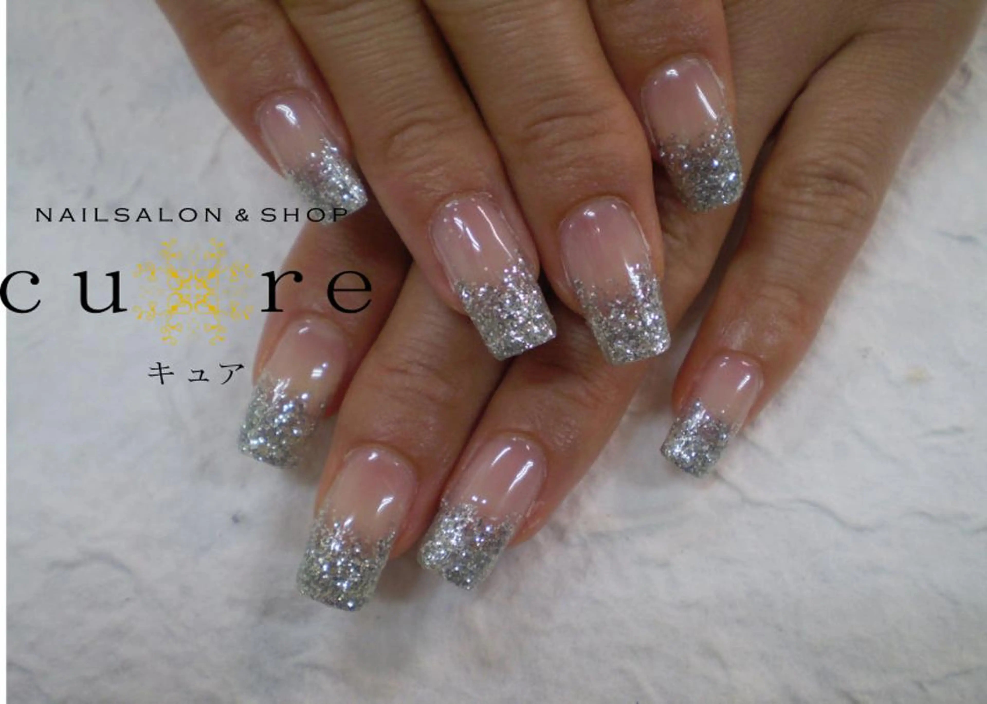 セミロング ネイル ハンドネイル ネイルサロン Cureのネイルデザイン