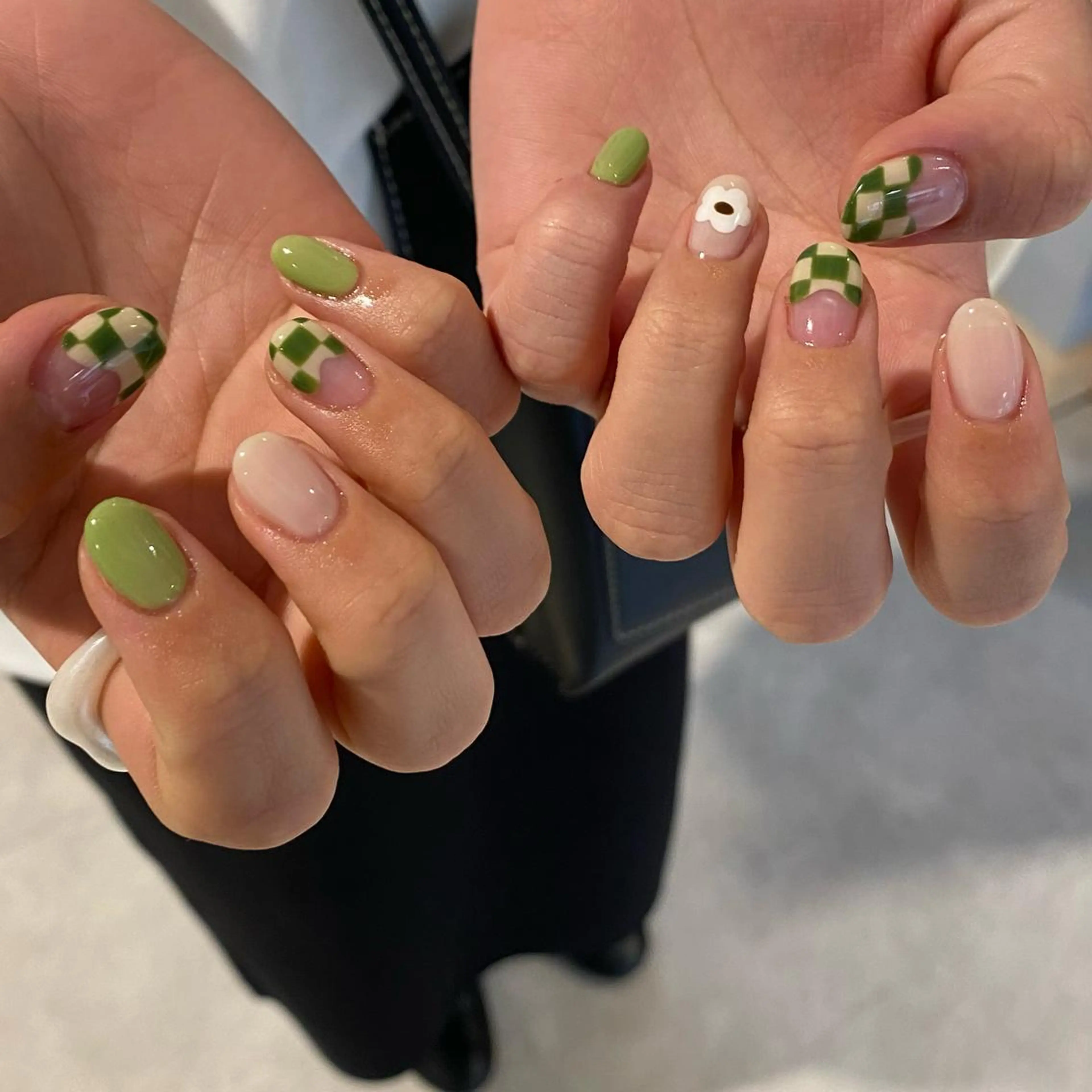 ネイル ニュアンスネイル ハンドネイル RINO AMANE nailのネイルデザイン