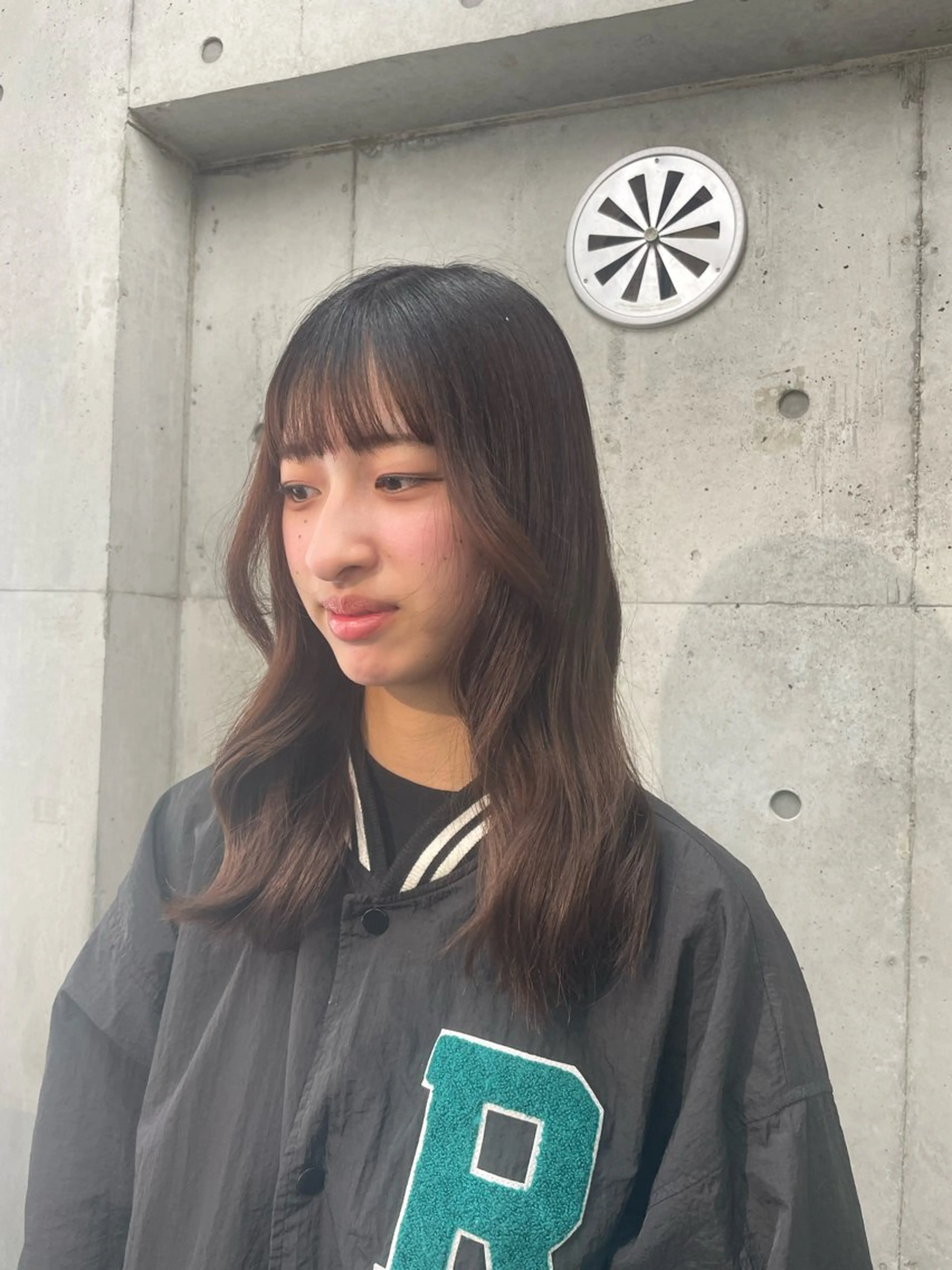 ロング ハイトーン×デザイン 🪽🫧HIKARIのヘアスタイル