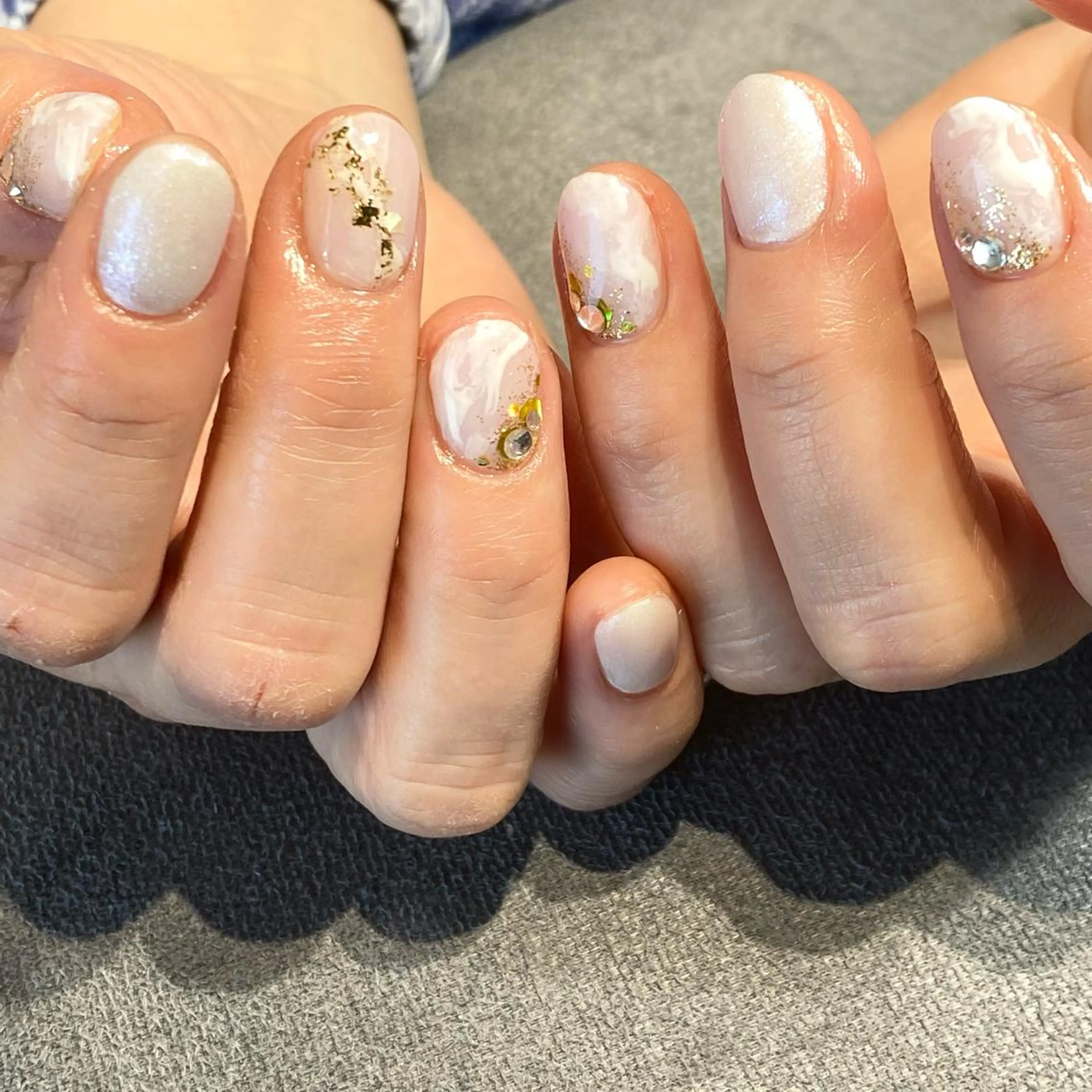 ネイル Flore (フロール)の眉毛・アイブロウイメージ