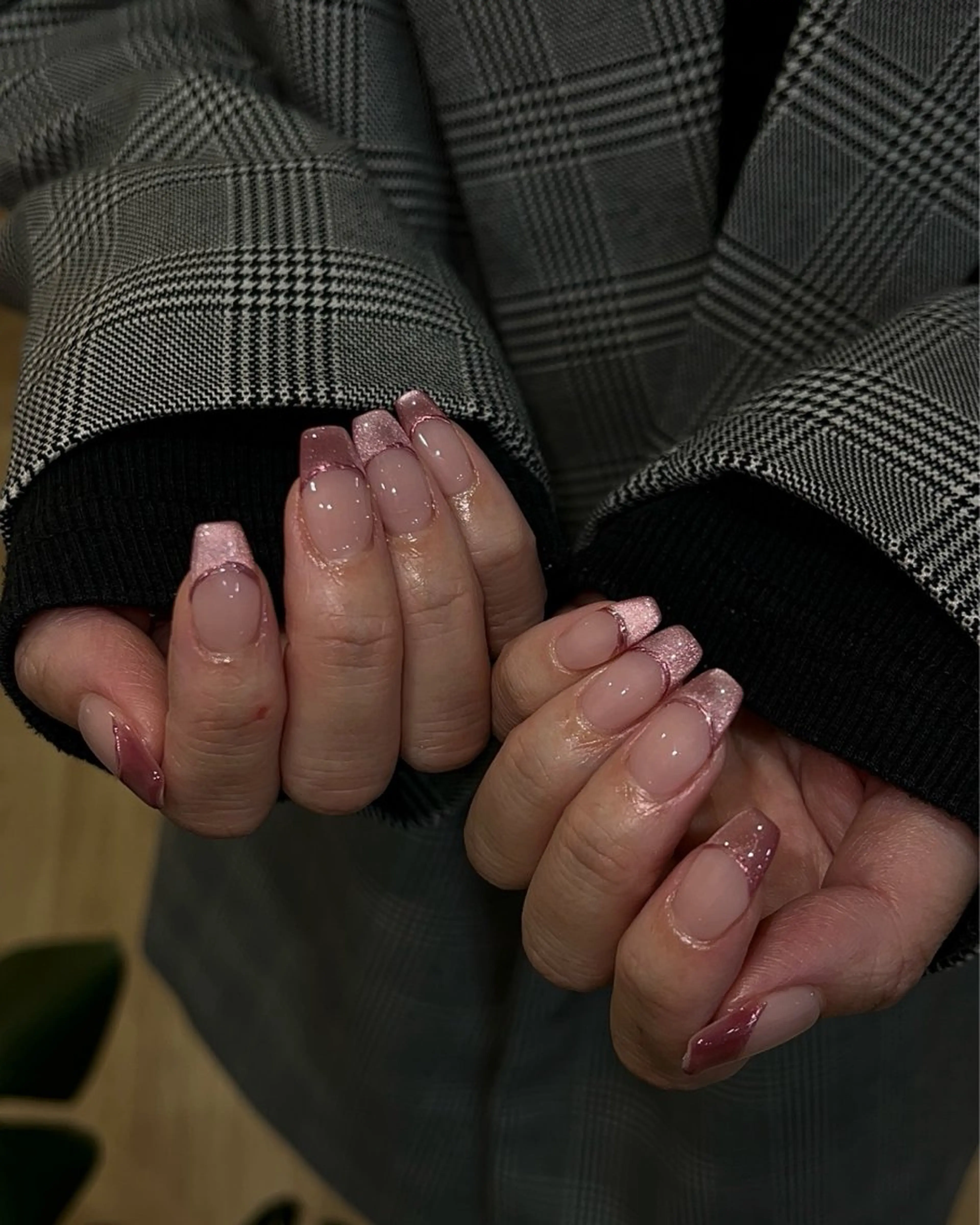 ネイル ハンドネイル フットネイル ハンドケア Nes.Nail所属・Miyagi Asamiのネイルデザイン