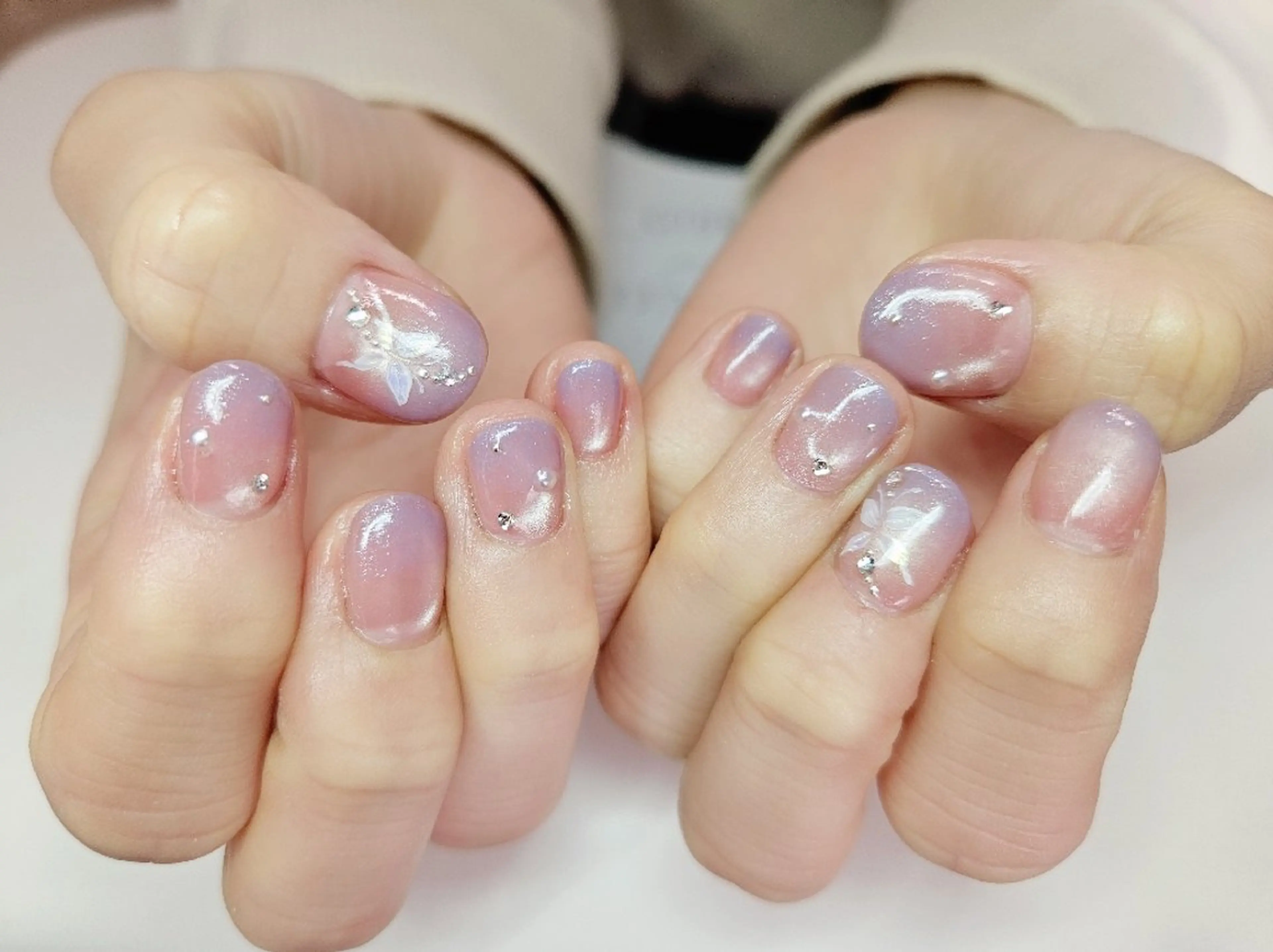 ネイル ハンドネイル nail  -es-のネイルデザイン