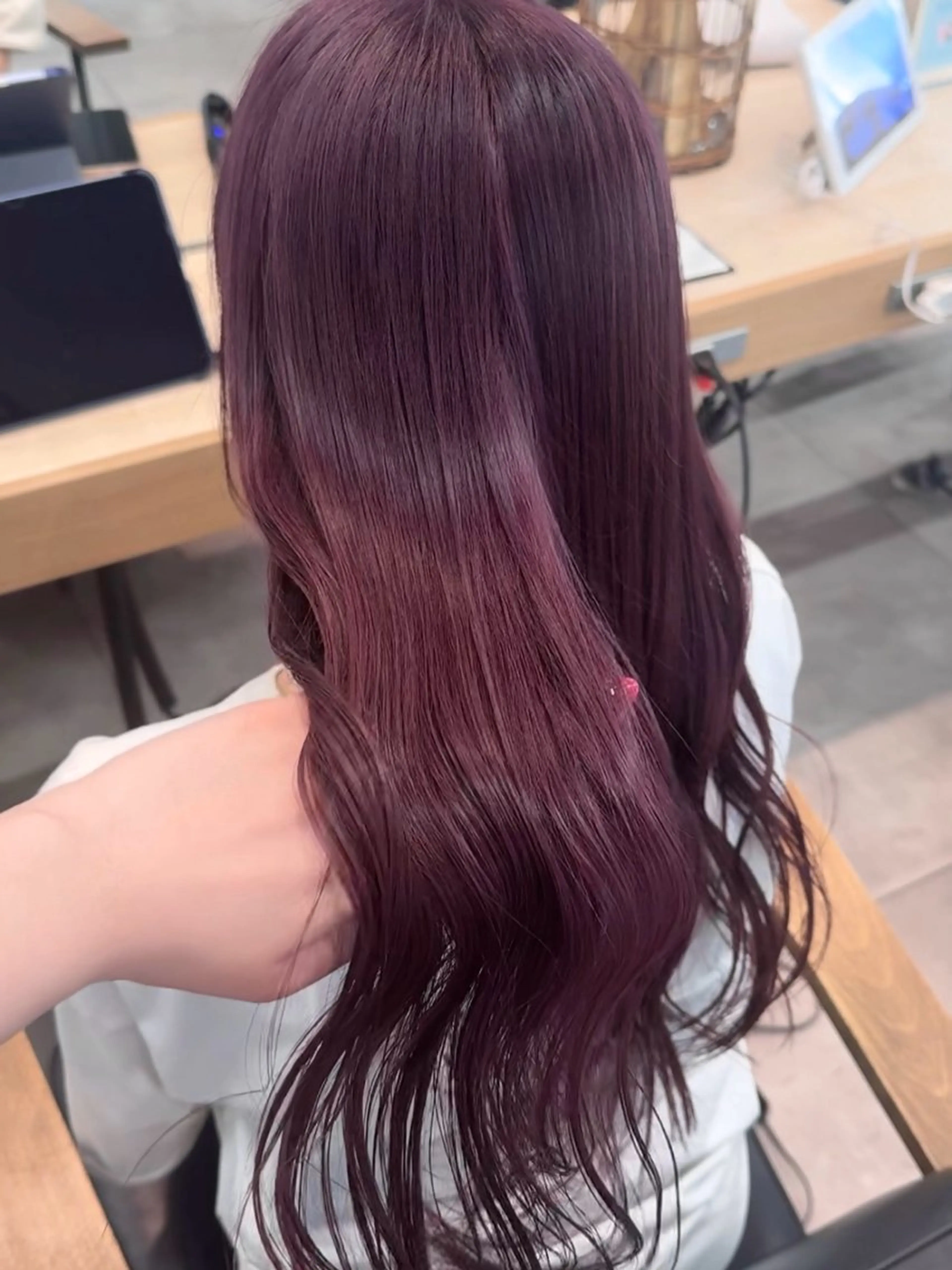 ロング カラー ブリーチ ダブルカラー イルミナカラー ブリーチなしカラー ボブ ヘアカラー トリートメント LUCK 本厚木店のヘアスタイル