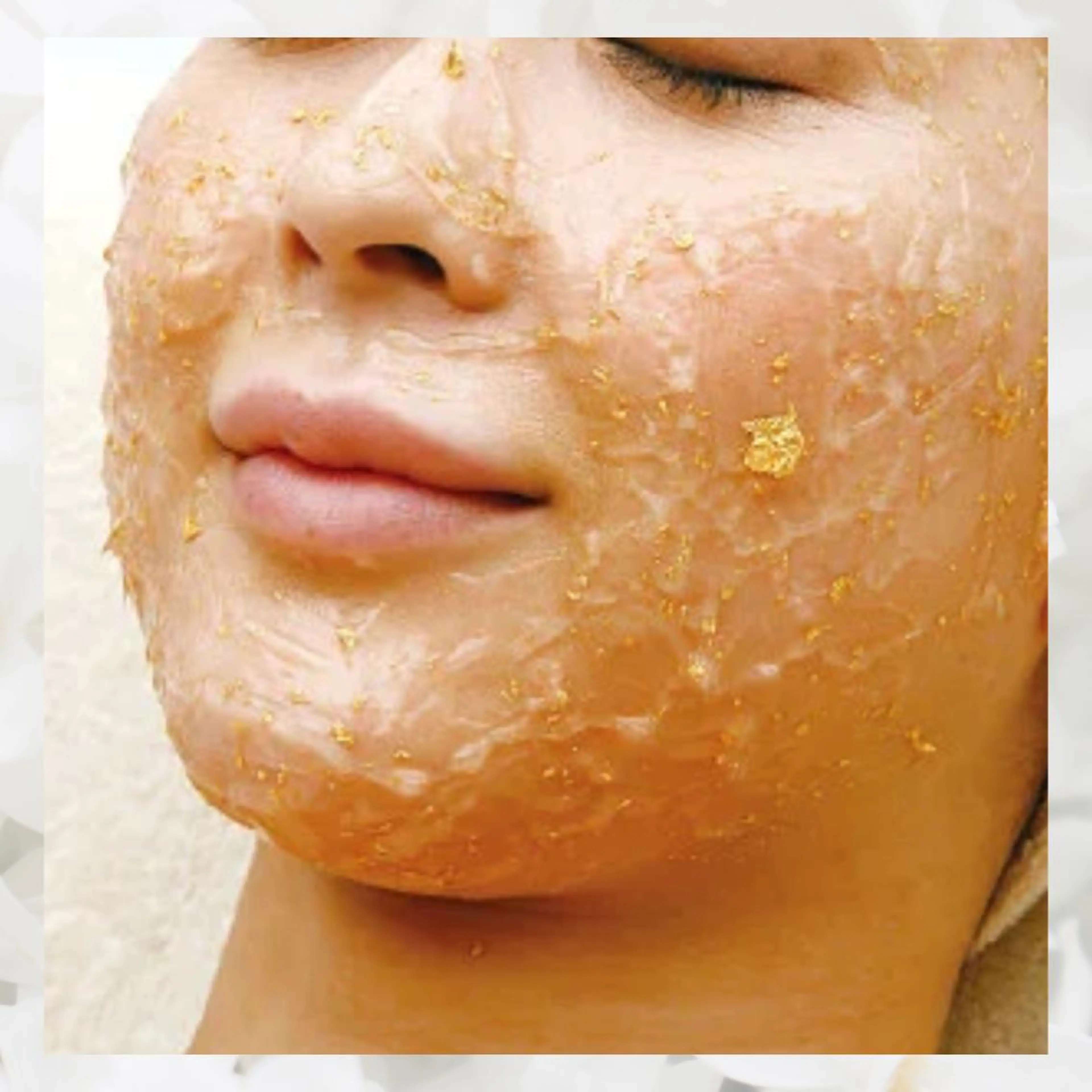 肌ピーリングを純金（99.99%）で👑ハーブのような痛みや剥離も心配なしのゴールドピーリング🥇の写真