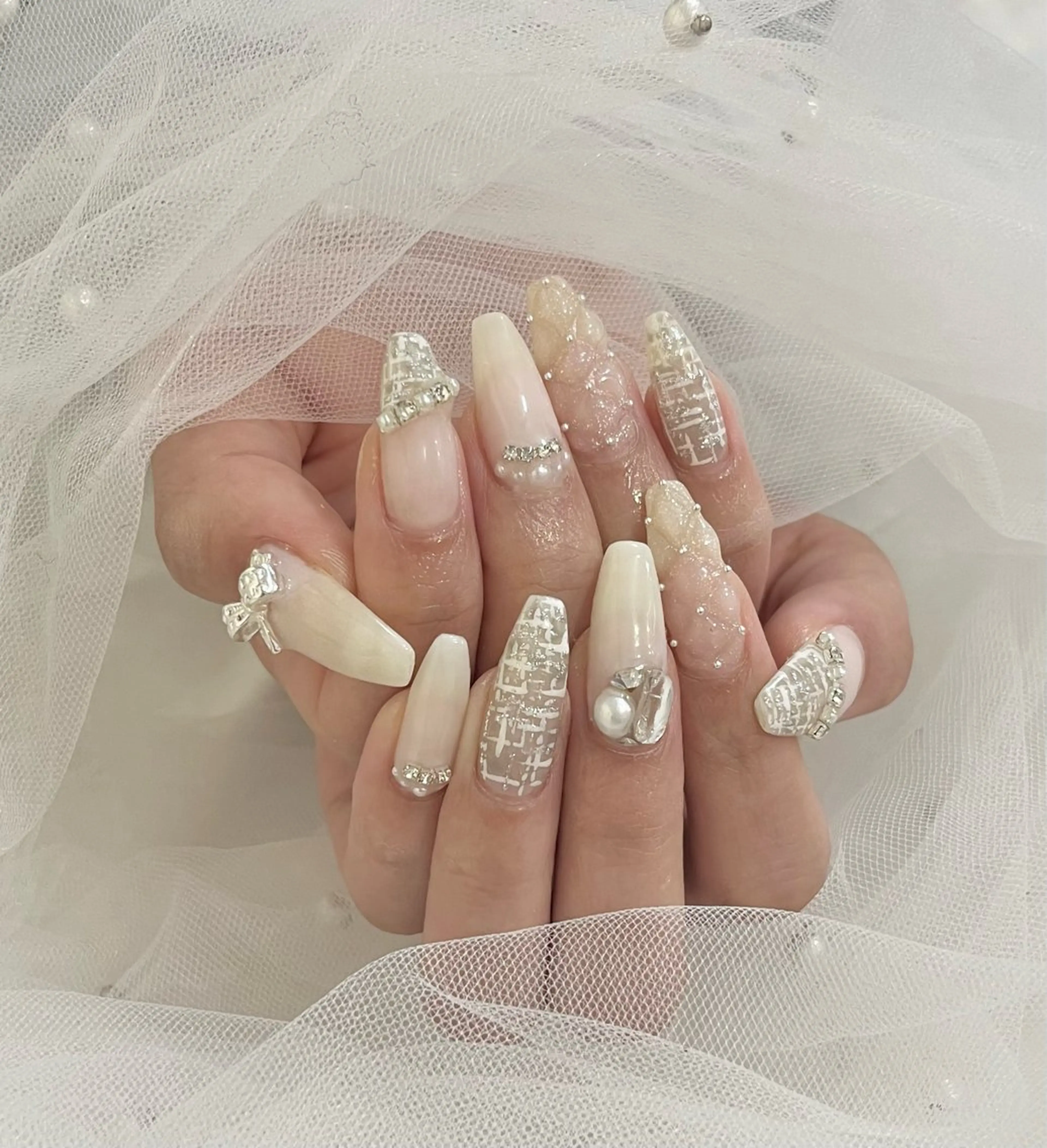 ネイル SALON ELVI.所属・SALON ELVI.のネイルデザイン