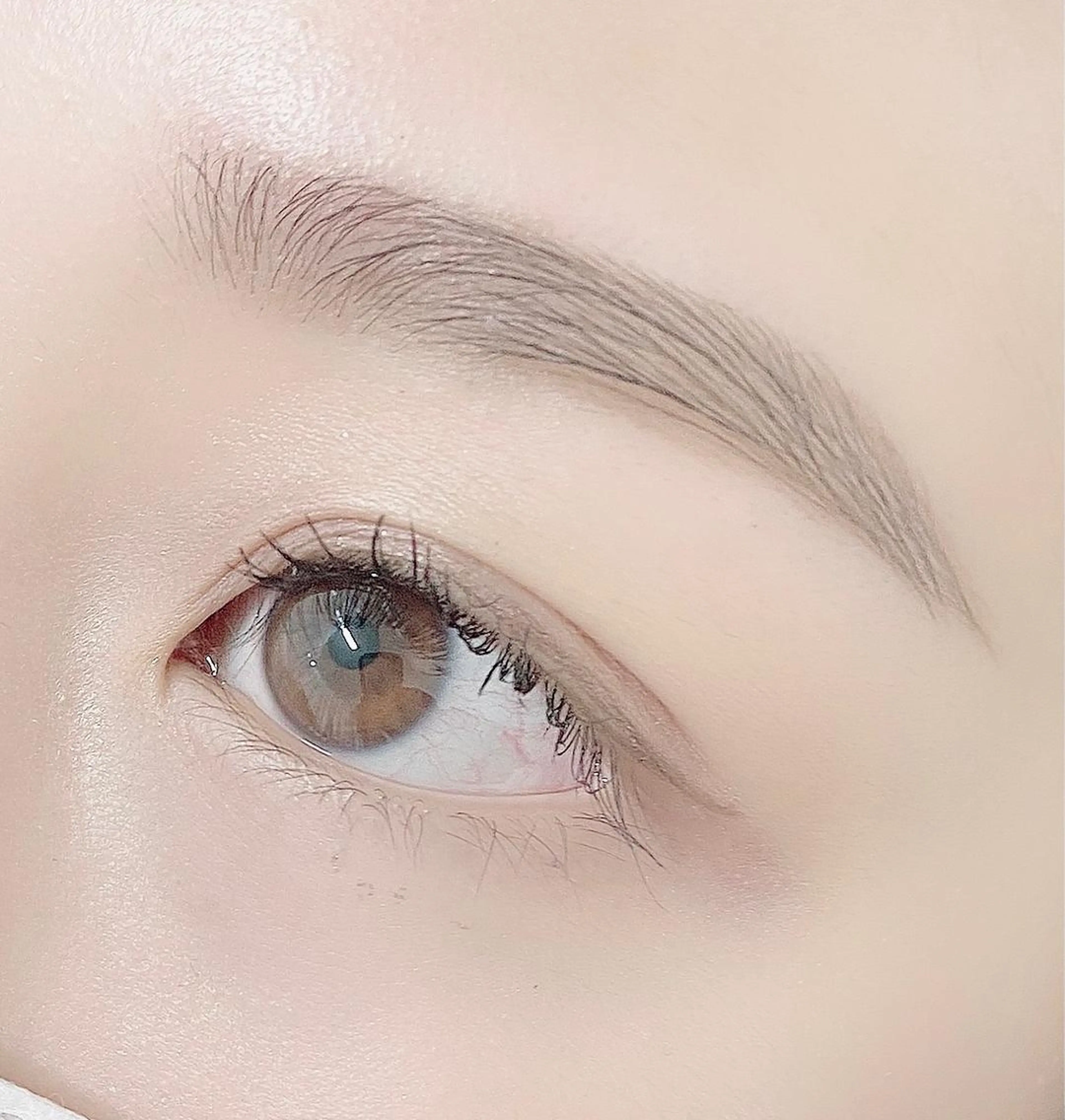 👩🏻レディース🇰🇷韓国風アイブロウwax(眉メイク付き)🇰🇷の写真