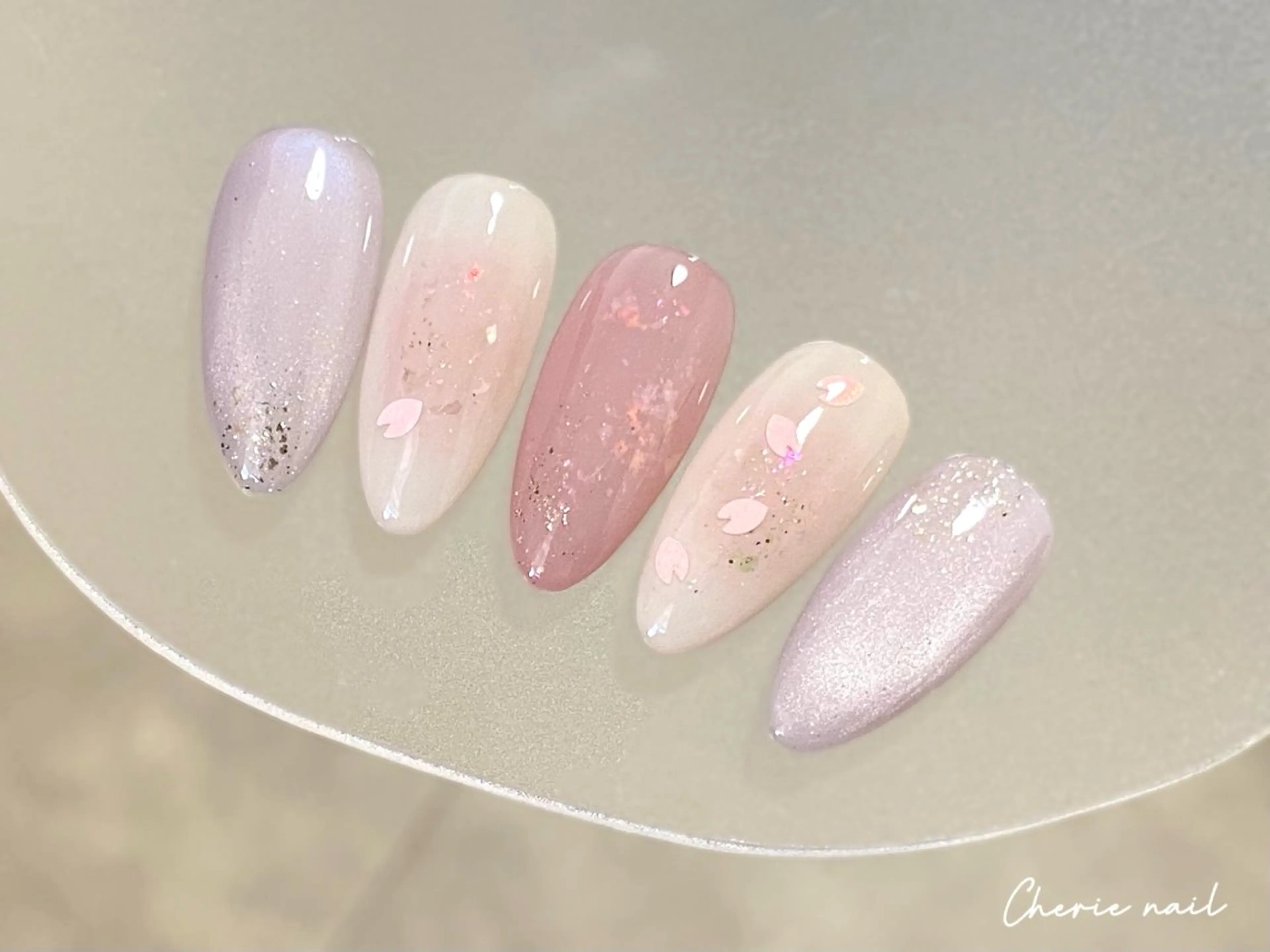 ネイル チークネイル 桜ネイル ジェルネイル マグネットネイル ピンク Cherienail yunaのネイルデザイン