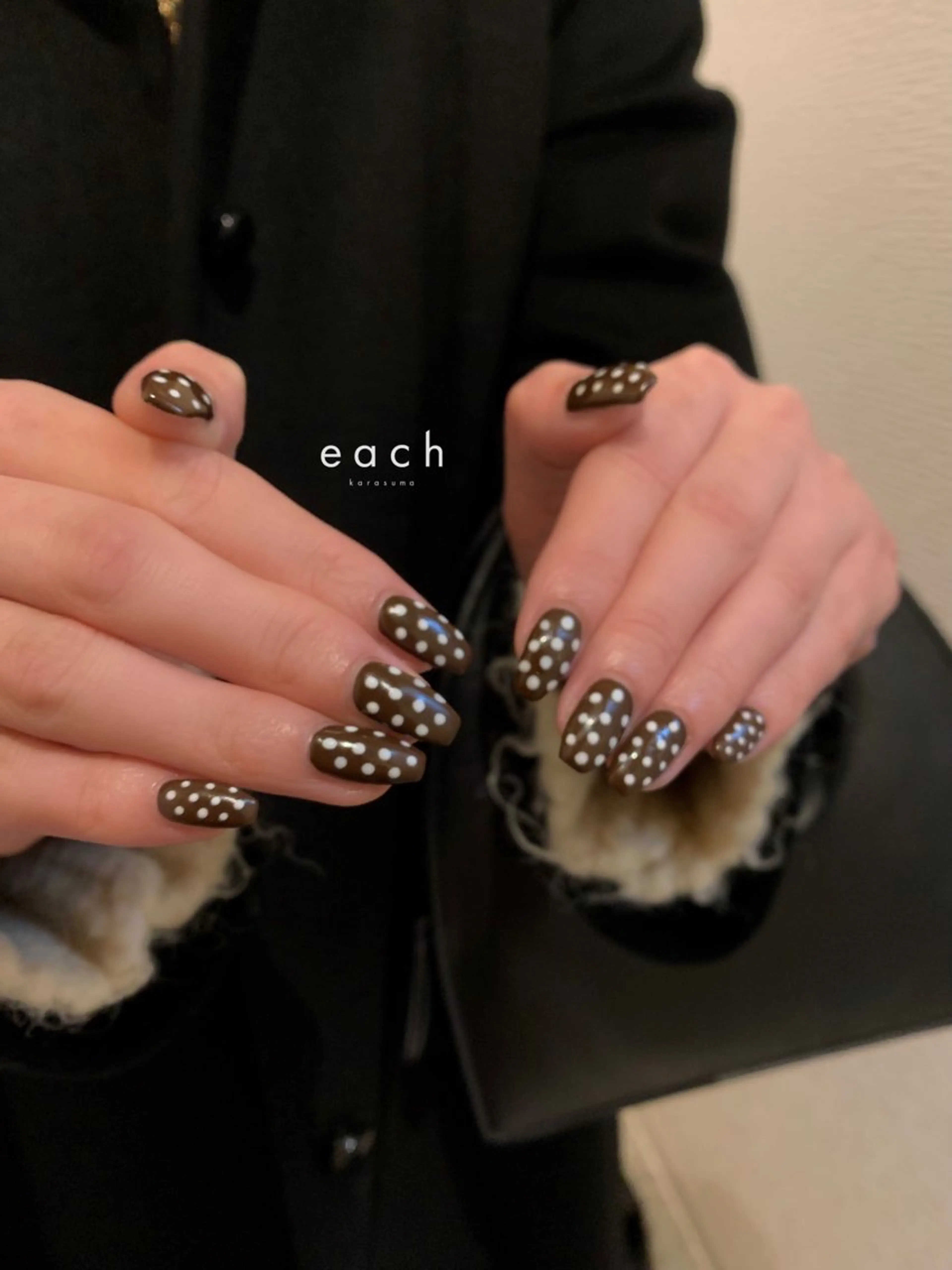 ネイル ブラウン each Hibikiのネイルデザイン