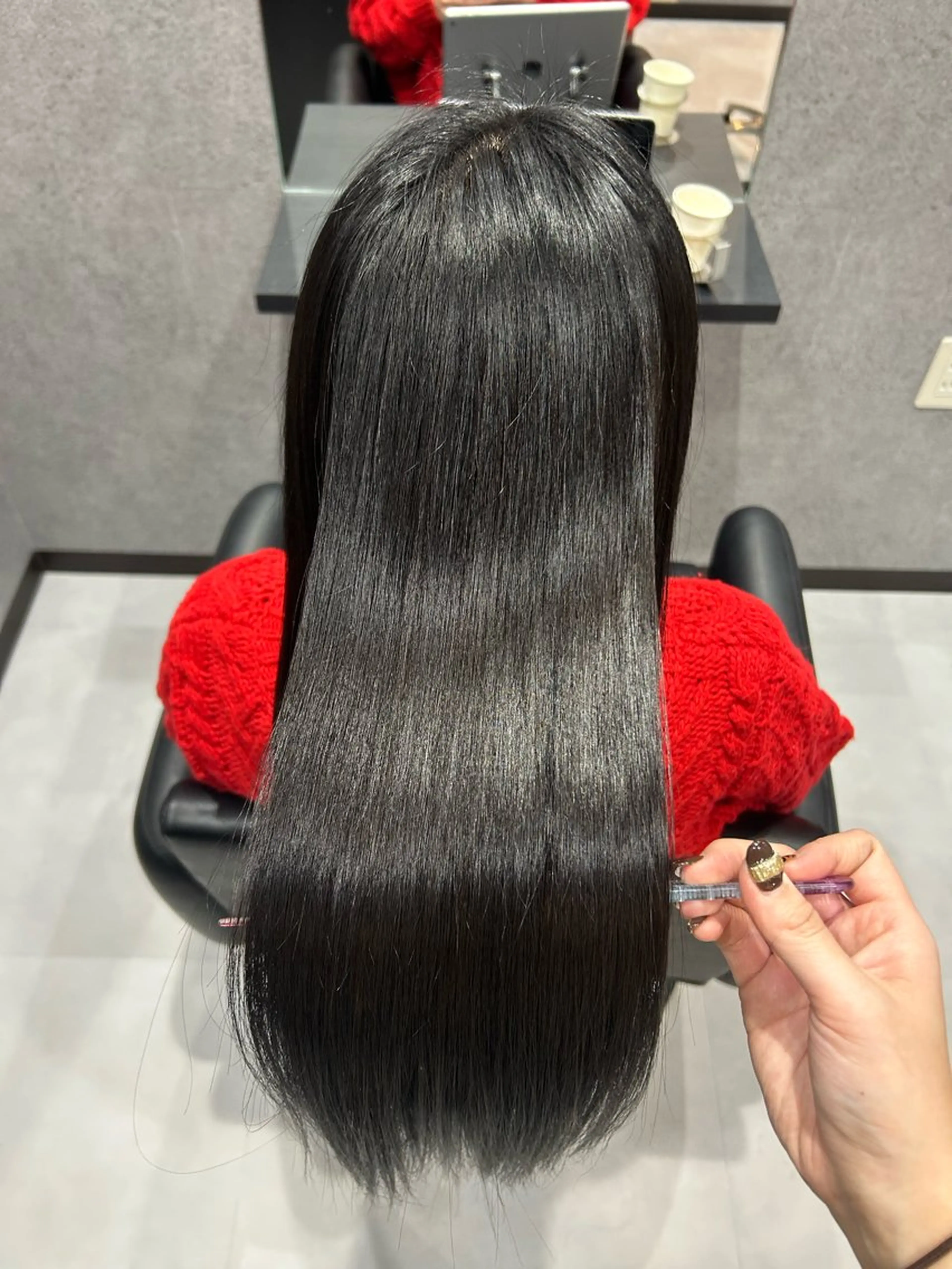 ロング カラー 佐野 彩音のヘアスタイル