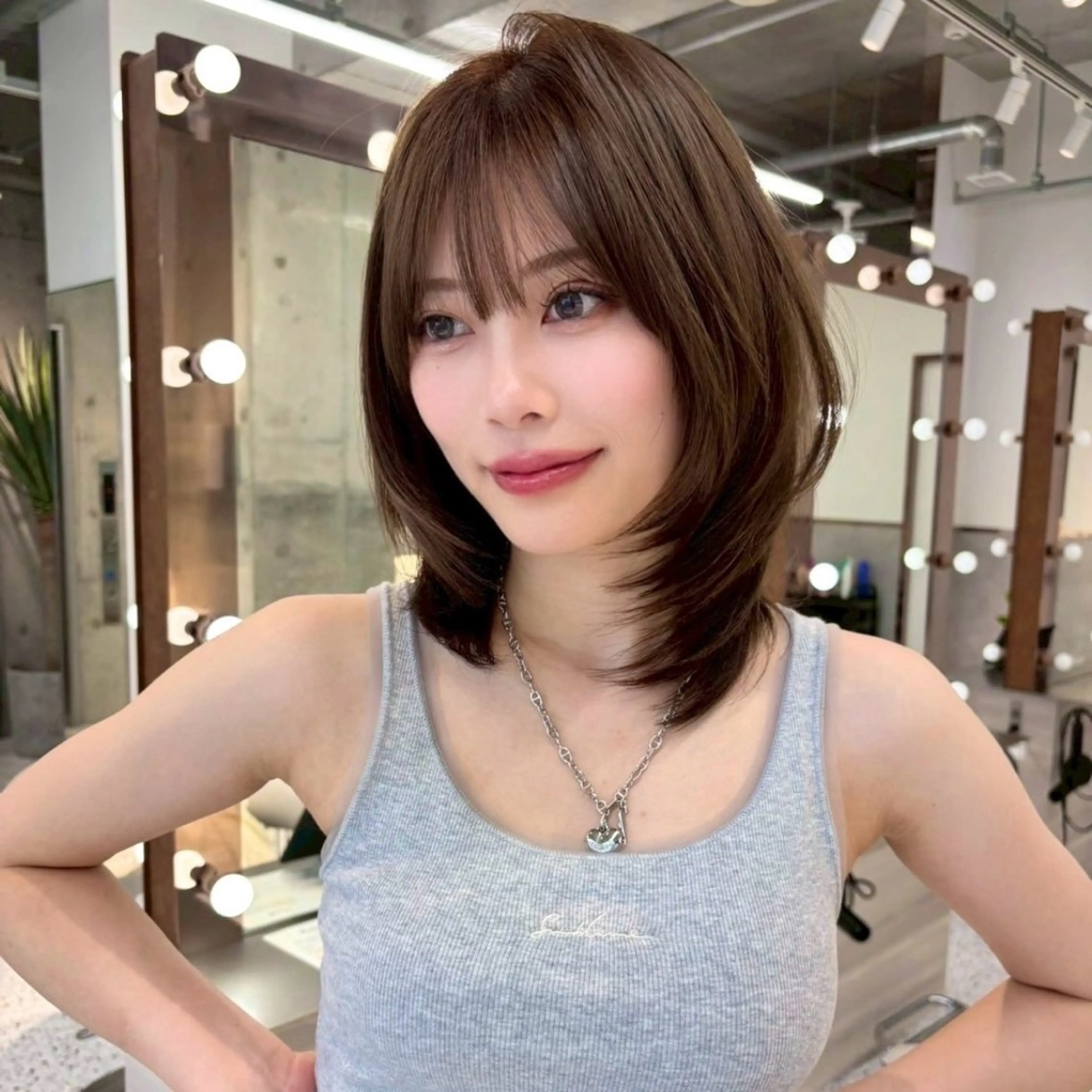 ミディアム ミディアムレイヤー レイヤーカット カット トリートメント 🍒ブリーチなしカラ ー／Sakura🍒のヘアスタイル