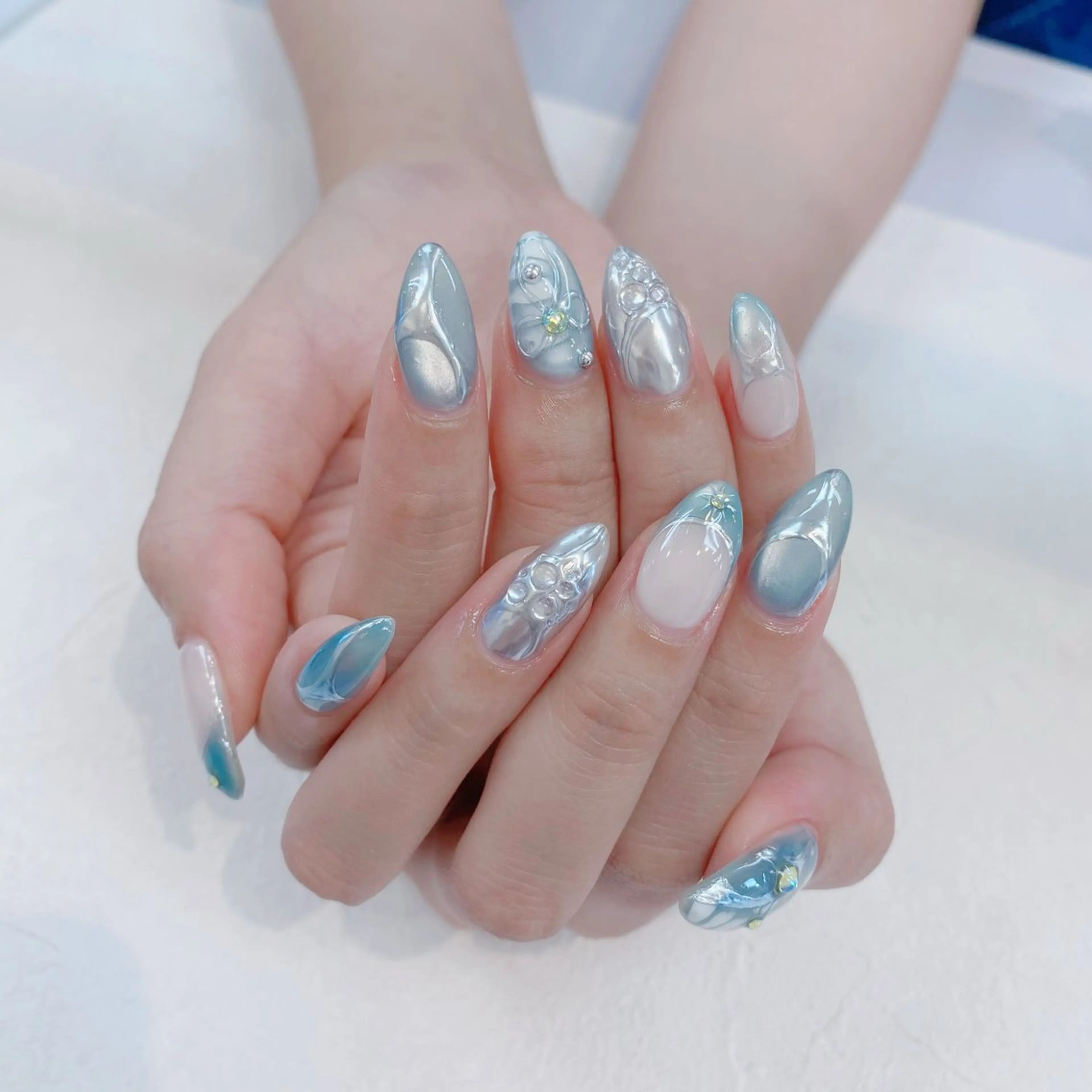 ネイル Annailsalon所属・E miのネイルデザイン