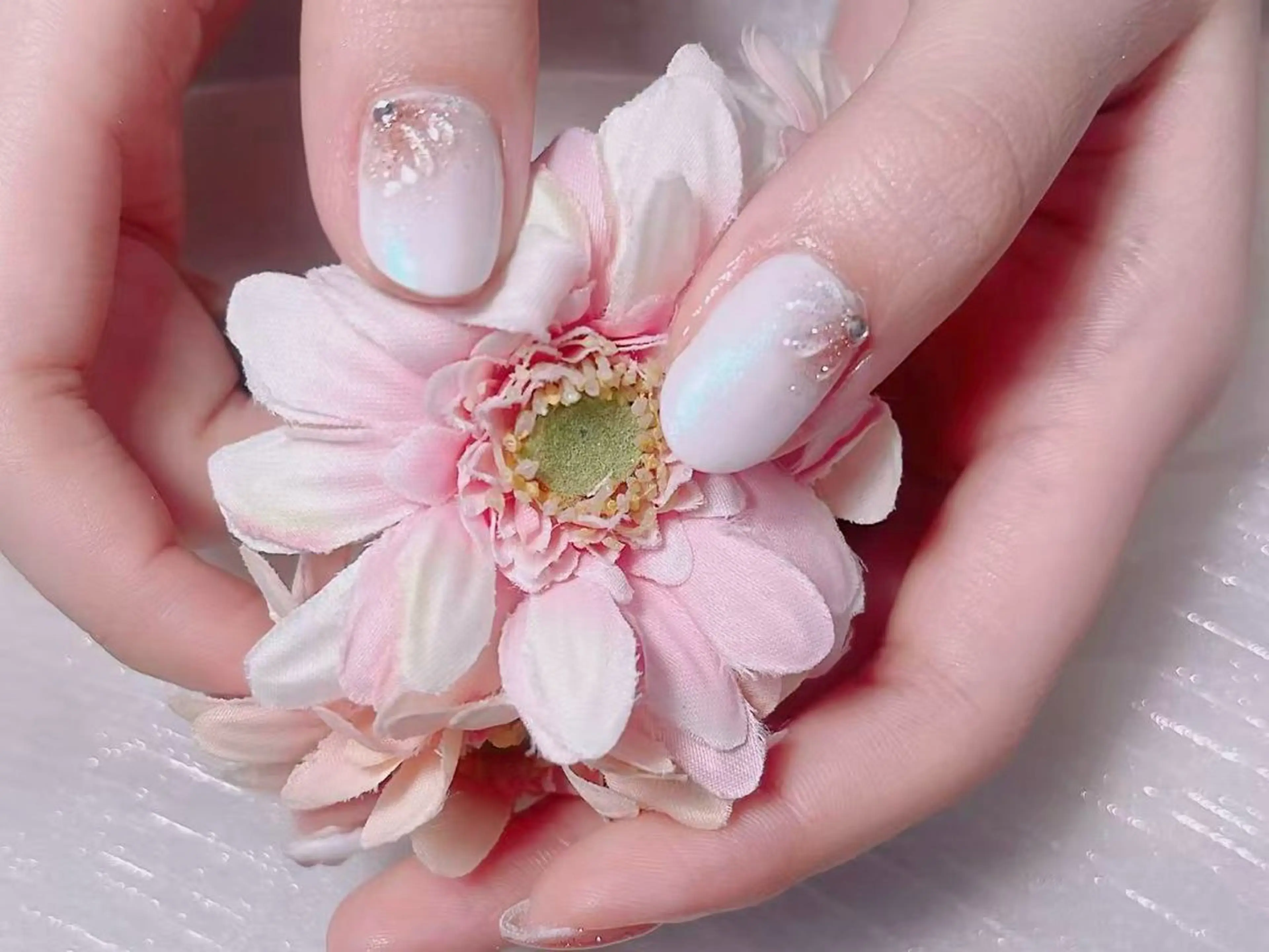 ネイル ハンドネイル Kari ネイルサロンのネイルデザイン