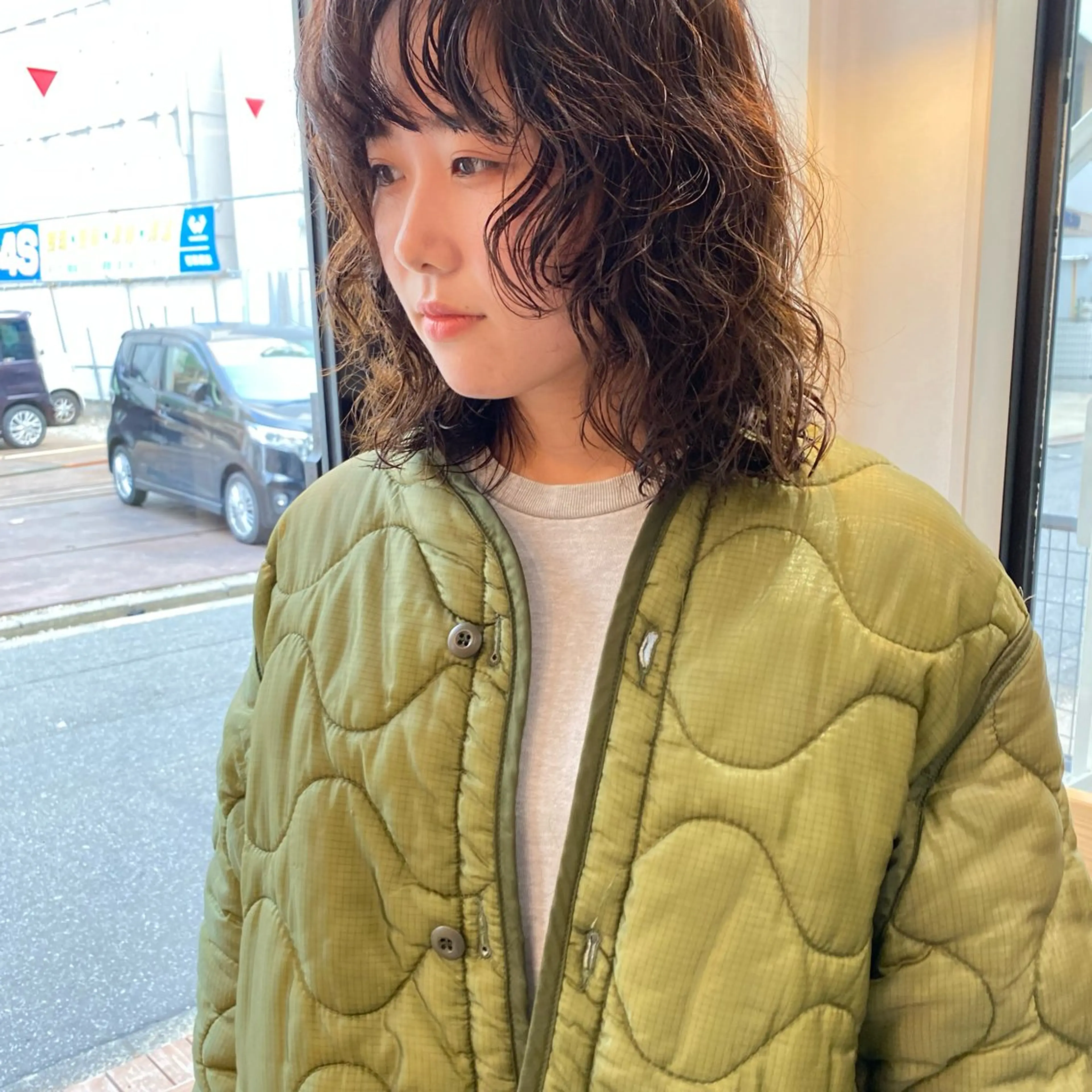 パーマ ブロンド/ブリーチ 【SITY.】のヘアスタイル