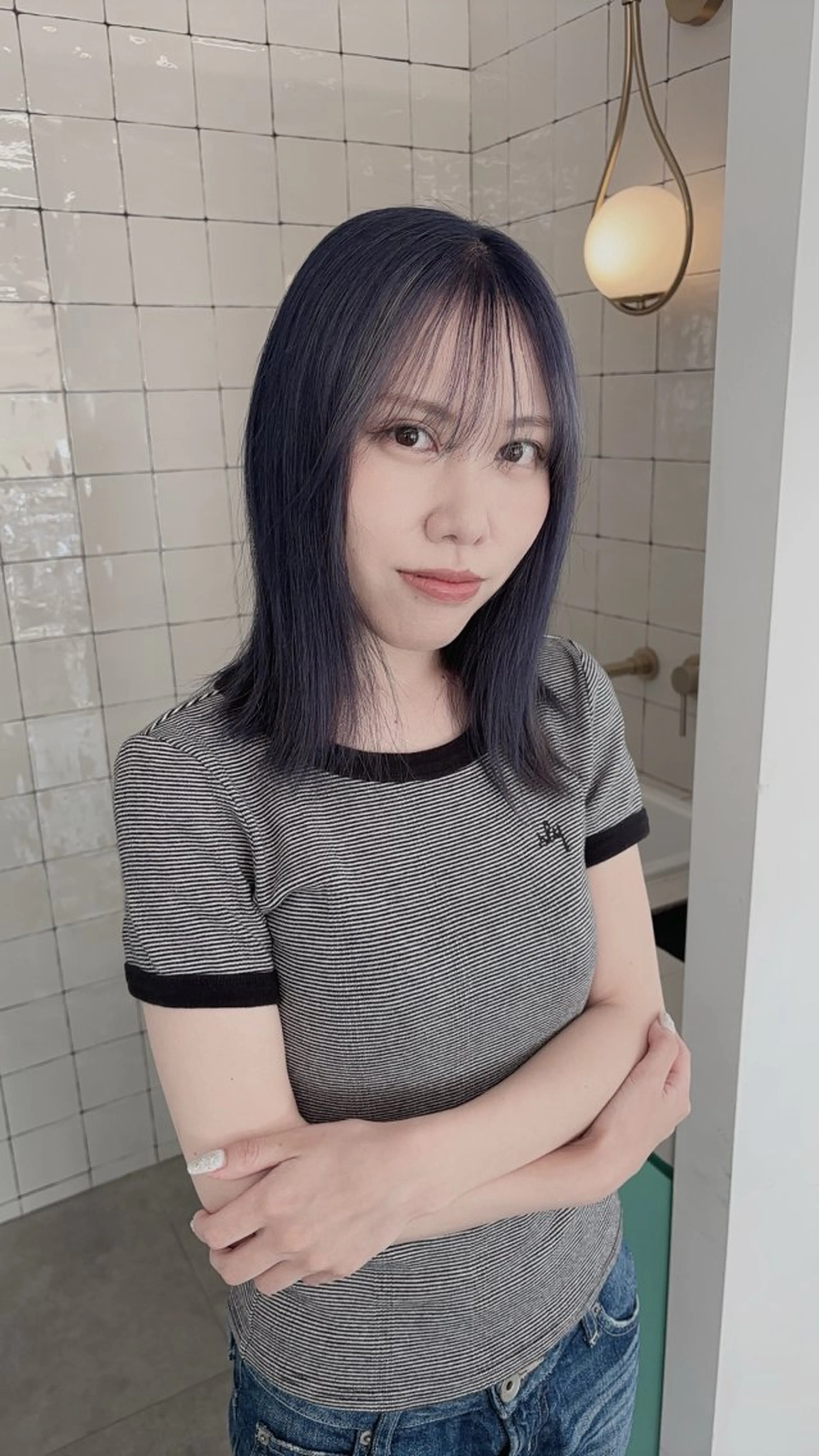 ミディアム カラー ブルーカラー ネイビーカラー lottannibirth所属・城戸 涼雅のヘアスタイル