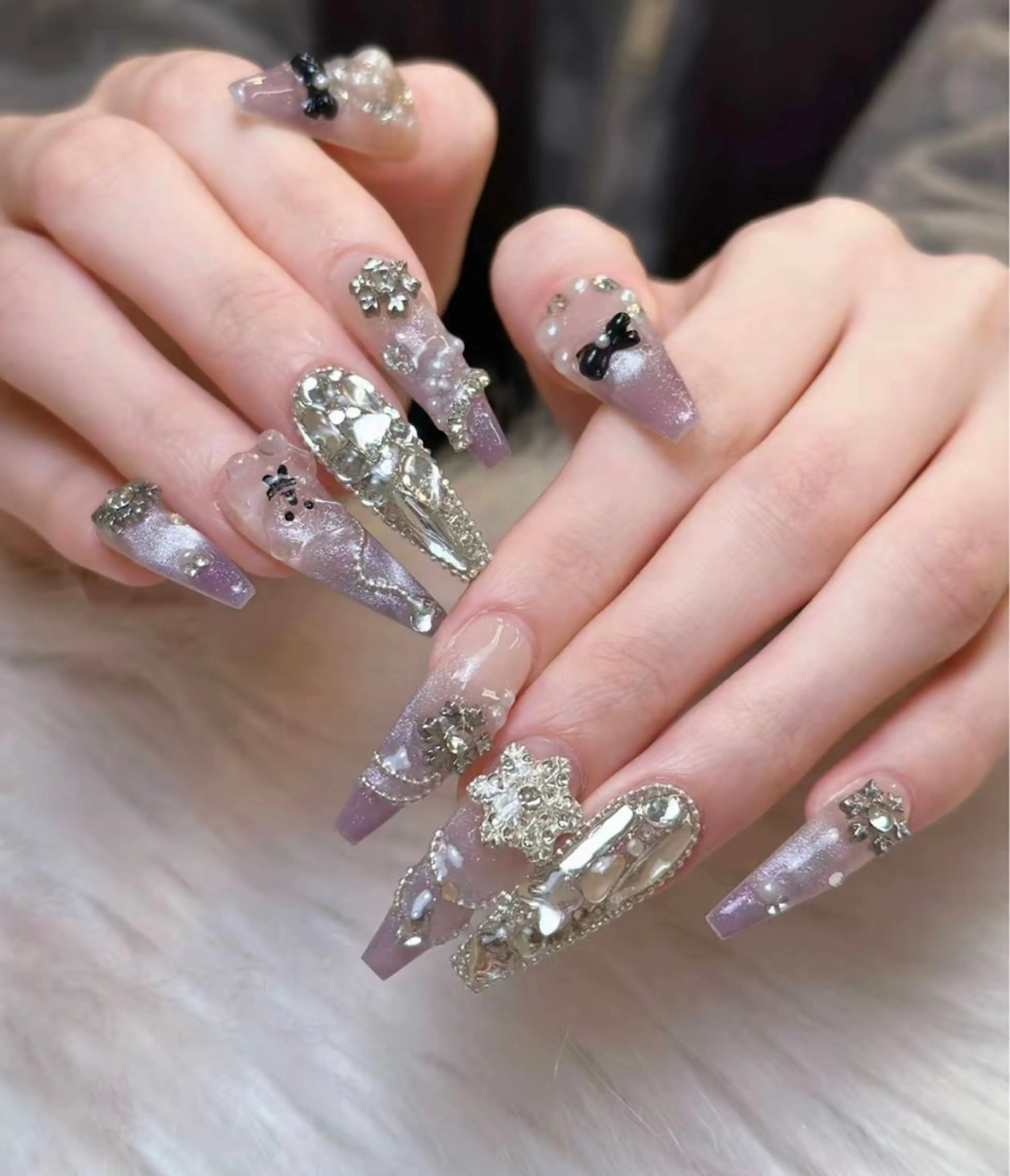 ネイル フレンチネイル ジェルネイル マグネットネイル 持ち込み ニュアンスネイル NiJi Nailsのネイルデザイン