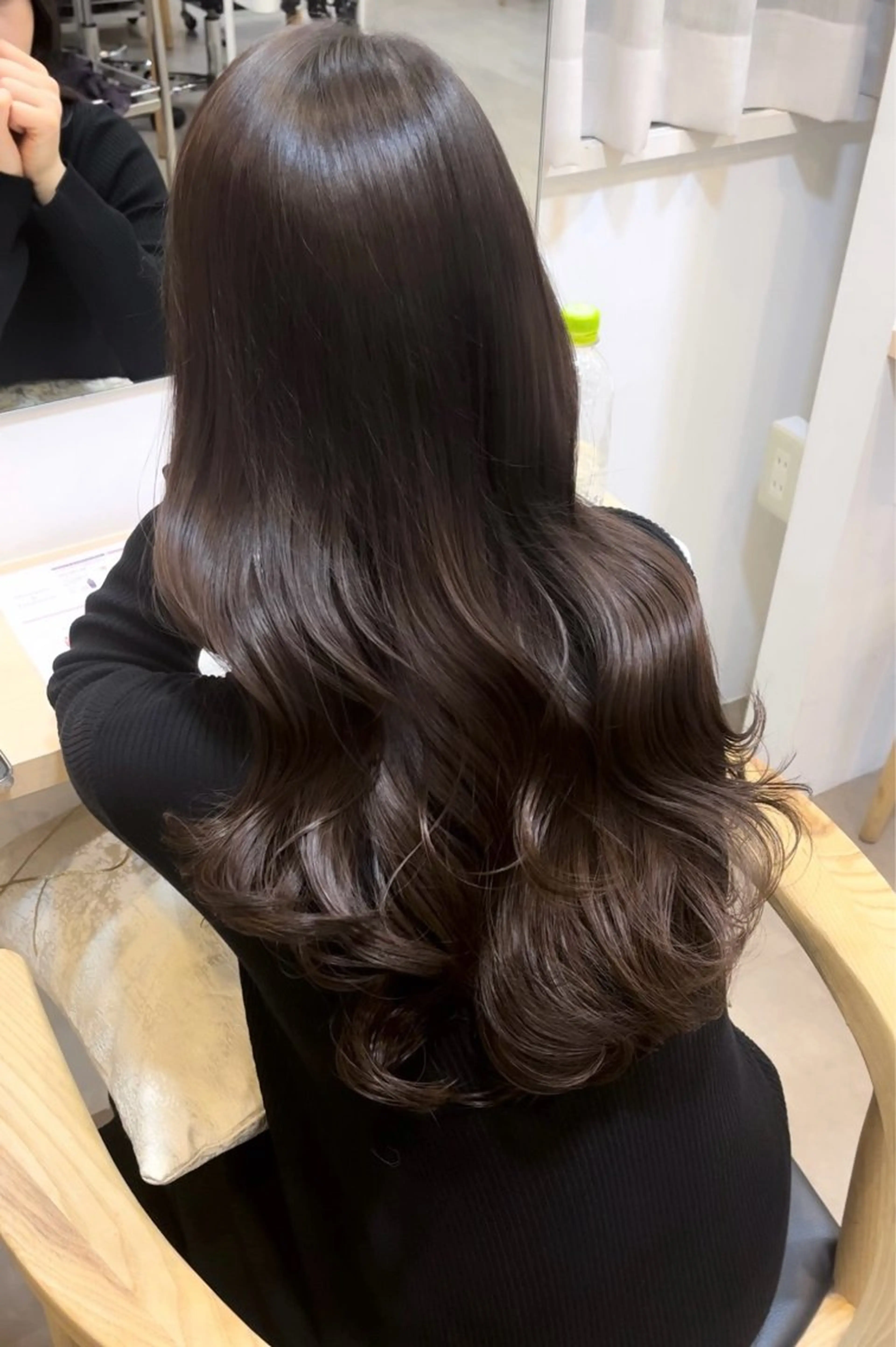 【🤍透明感×ツヤが欲しい方🤍】顔まわりcut +アディクシーカラー + Aujua 5step treatment.の写真