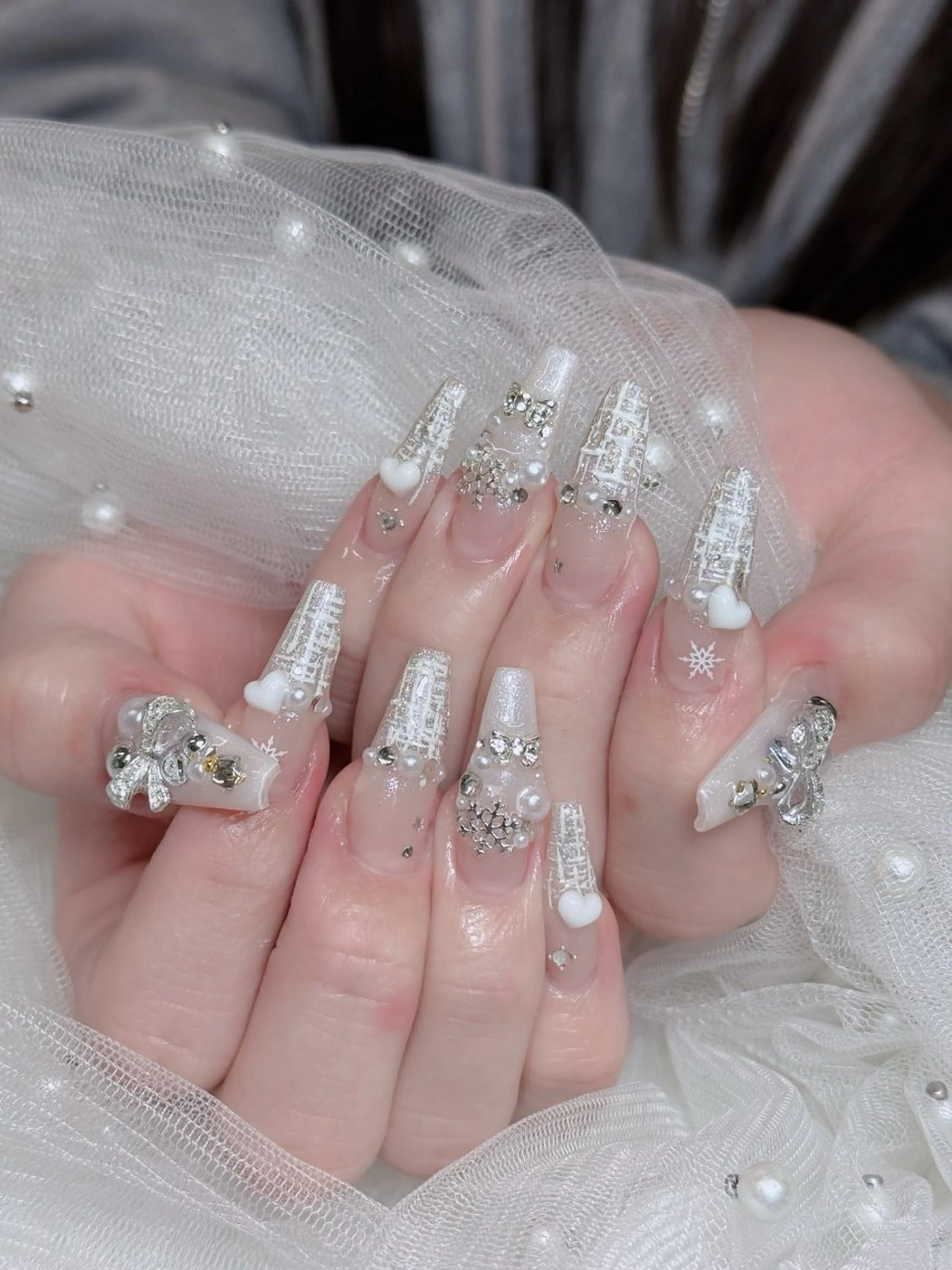 ネイル オーロラネイル チークネイル フットネイル フレンチネイル ハロウィン ハンドネイル Lumi Nail 新大久保3‘のネイルデザイン