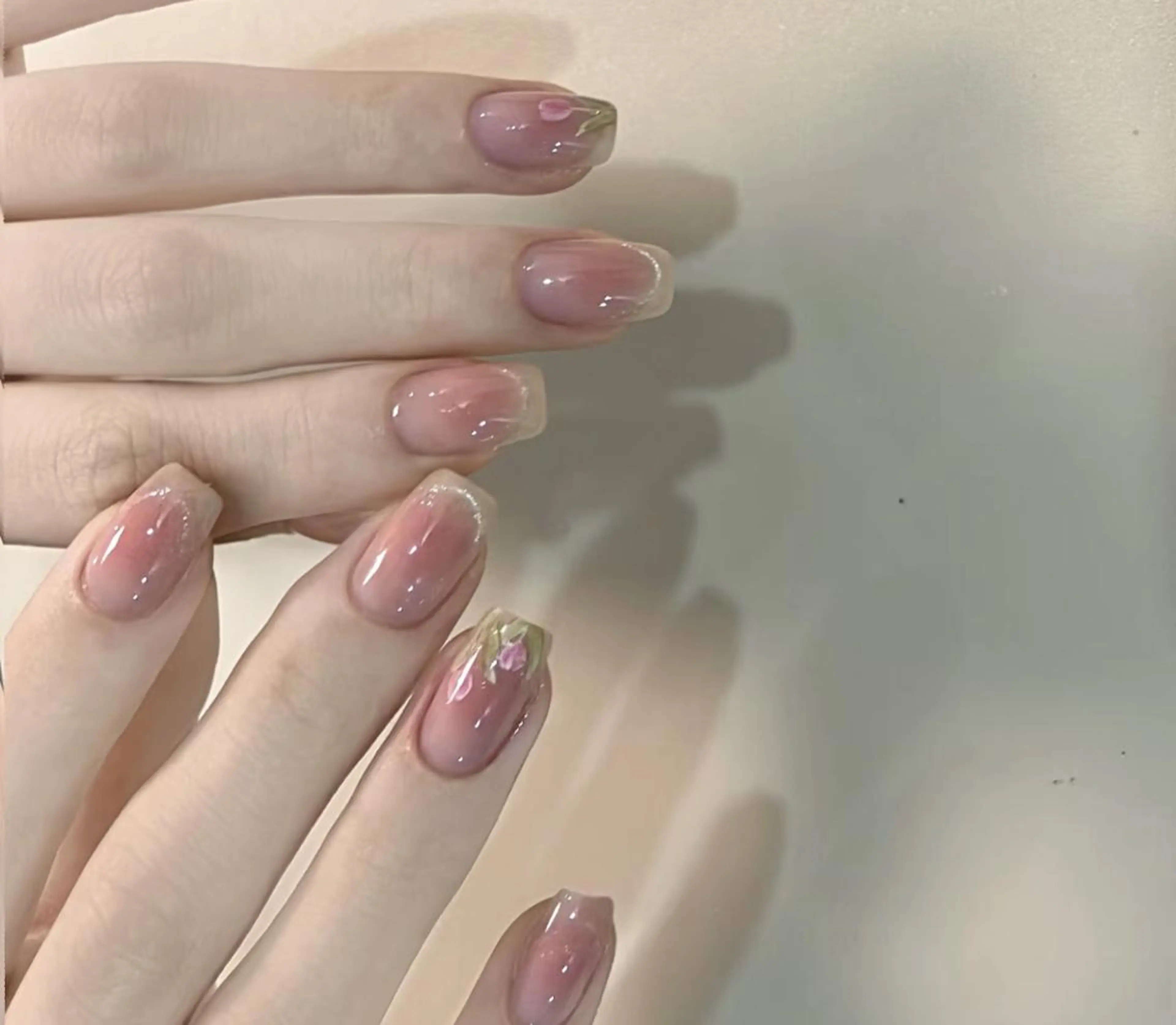 ネイル ハンドネイル 🎀 Ayaka_nailのネイルデザイン