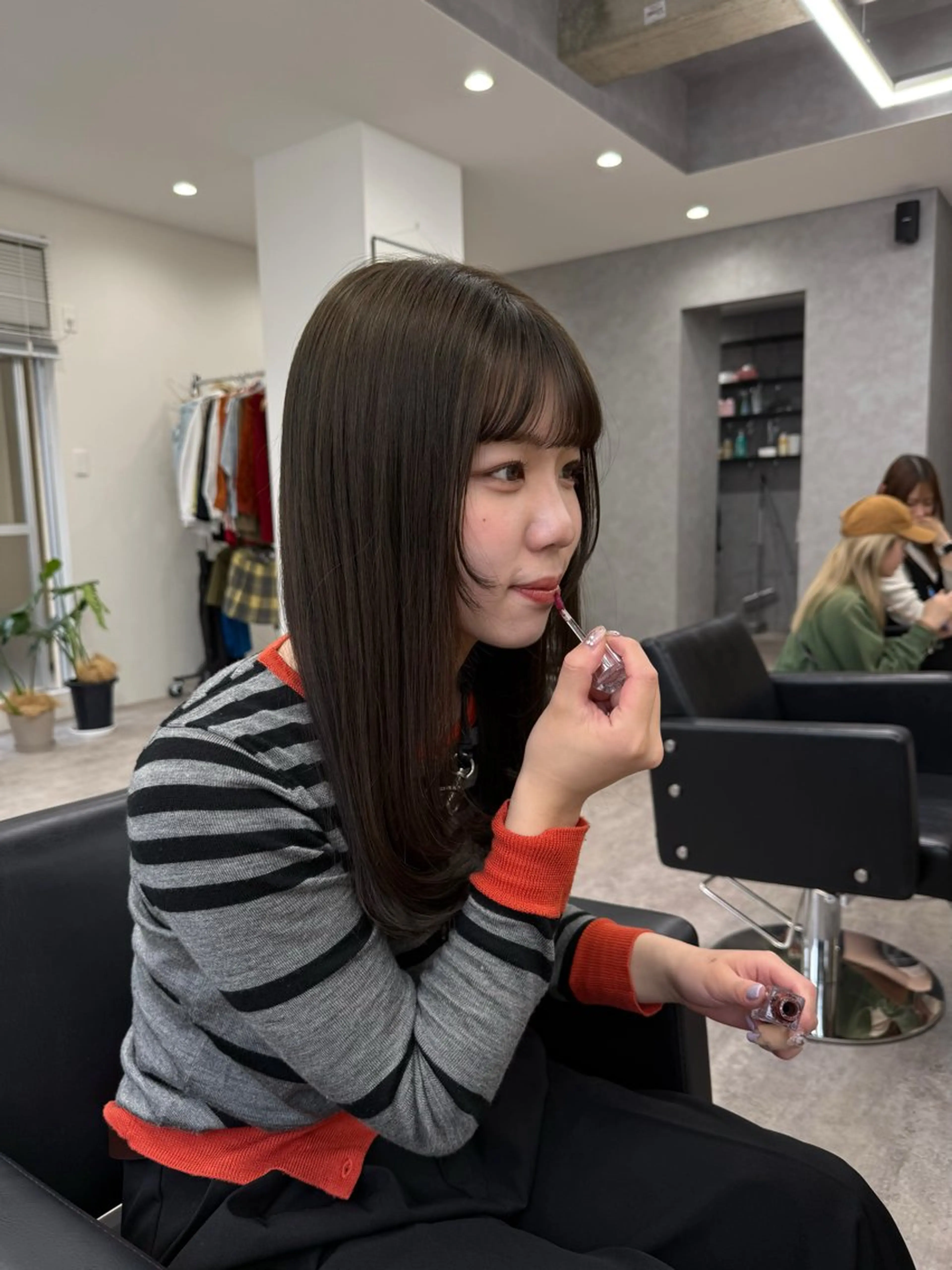 ロング カラー ブリーチ era所属・azumi/ボブ/暖 色/オリーブ/縮毛のヘアスタイル