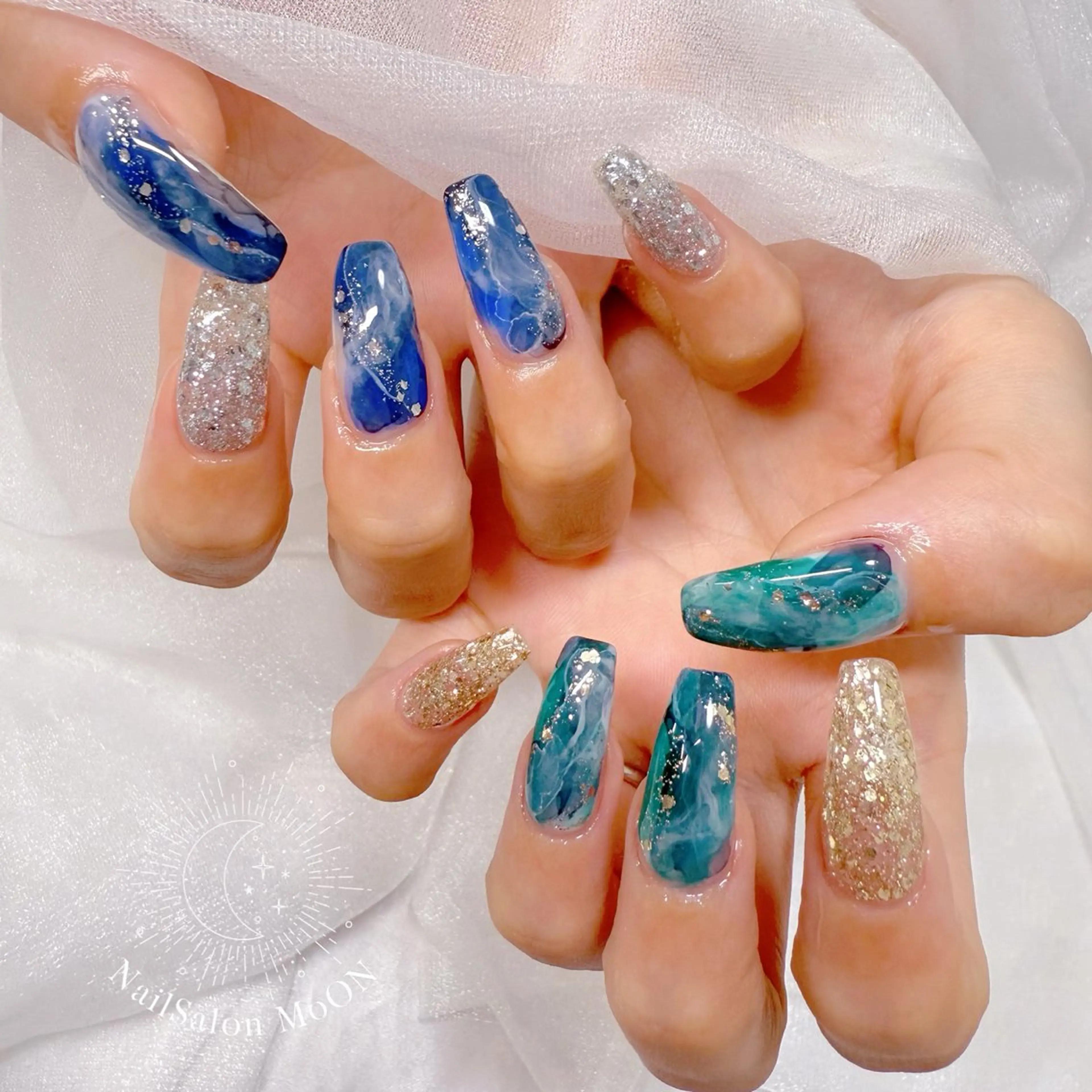 ネイル ハンドネイル ハンドケア MoON...❤︎ MeGuのネイルデザイン