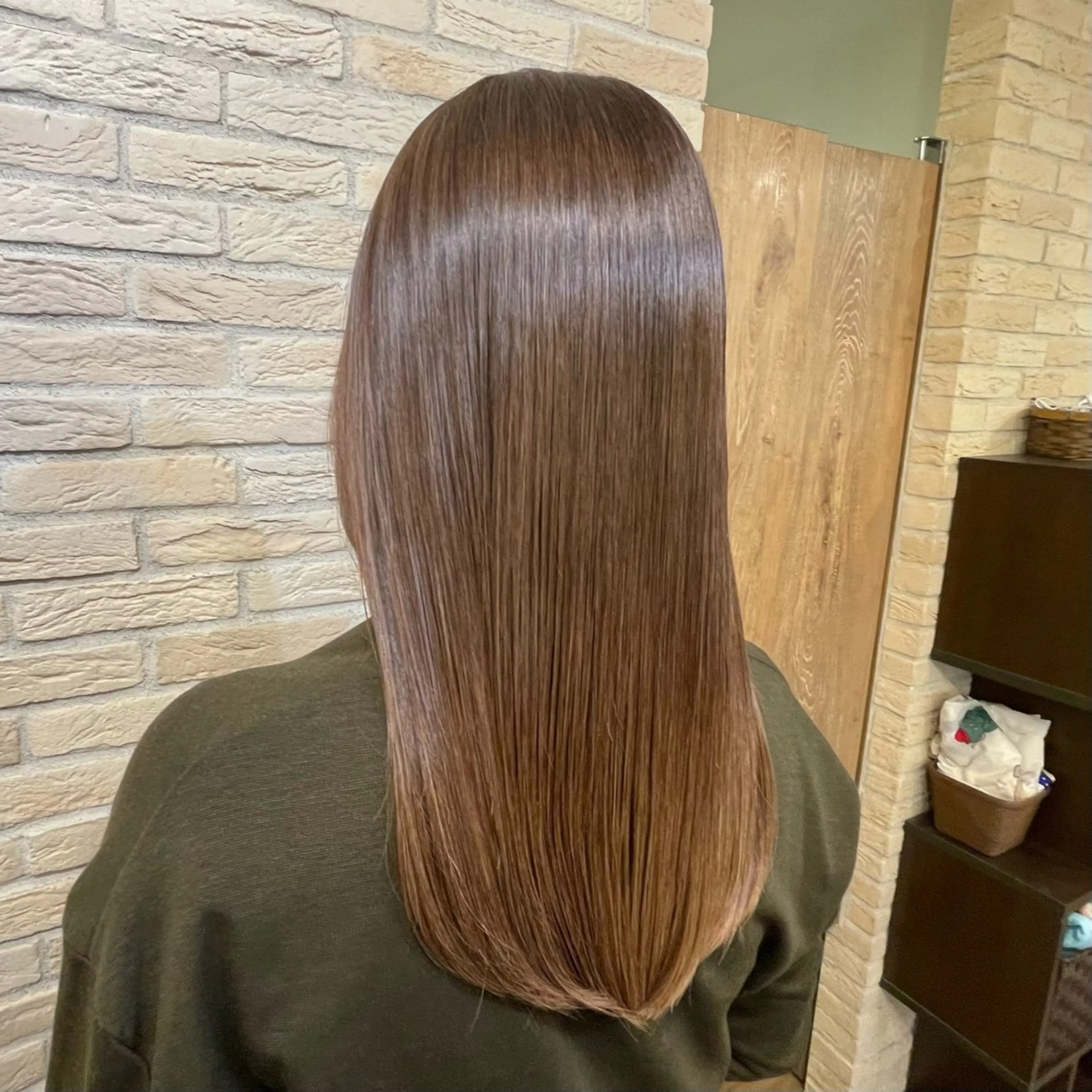 ロング 髪質改善カラー＆ 縮毛矯正　石井良平のヘアスタイル