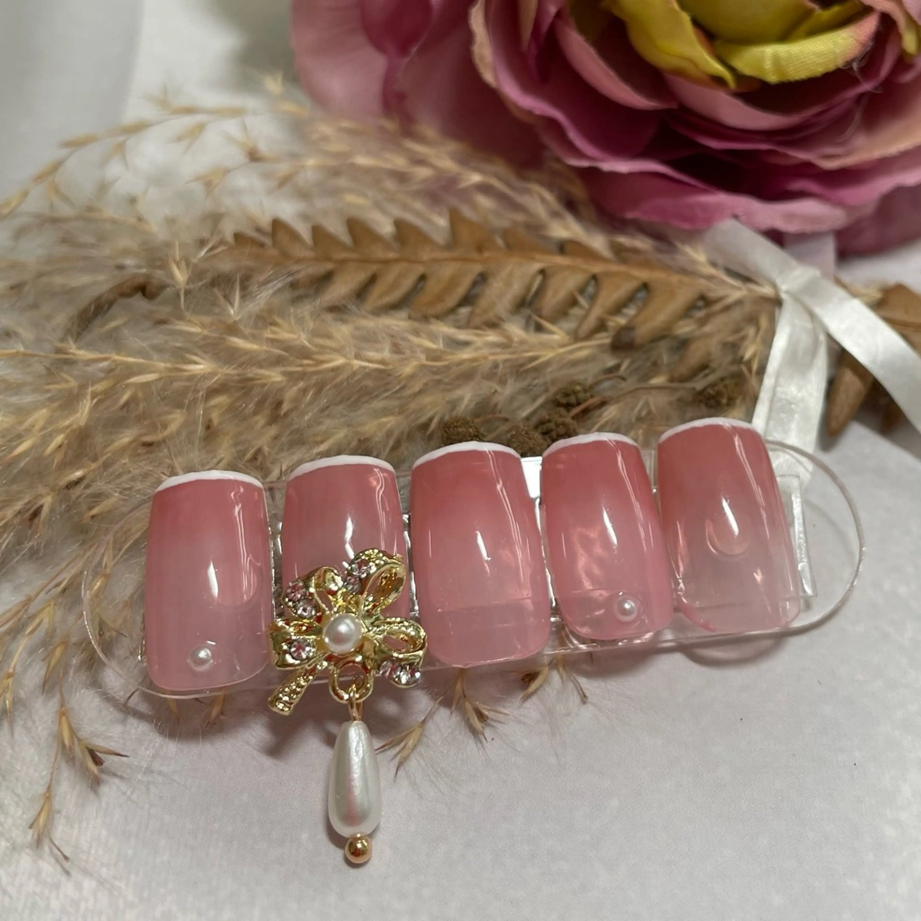 ネイル 韓国ネイル nailsalon kitのネイルデザイン