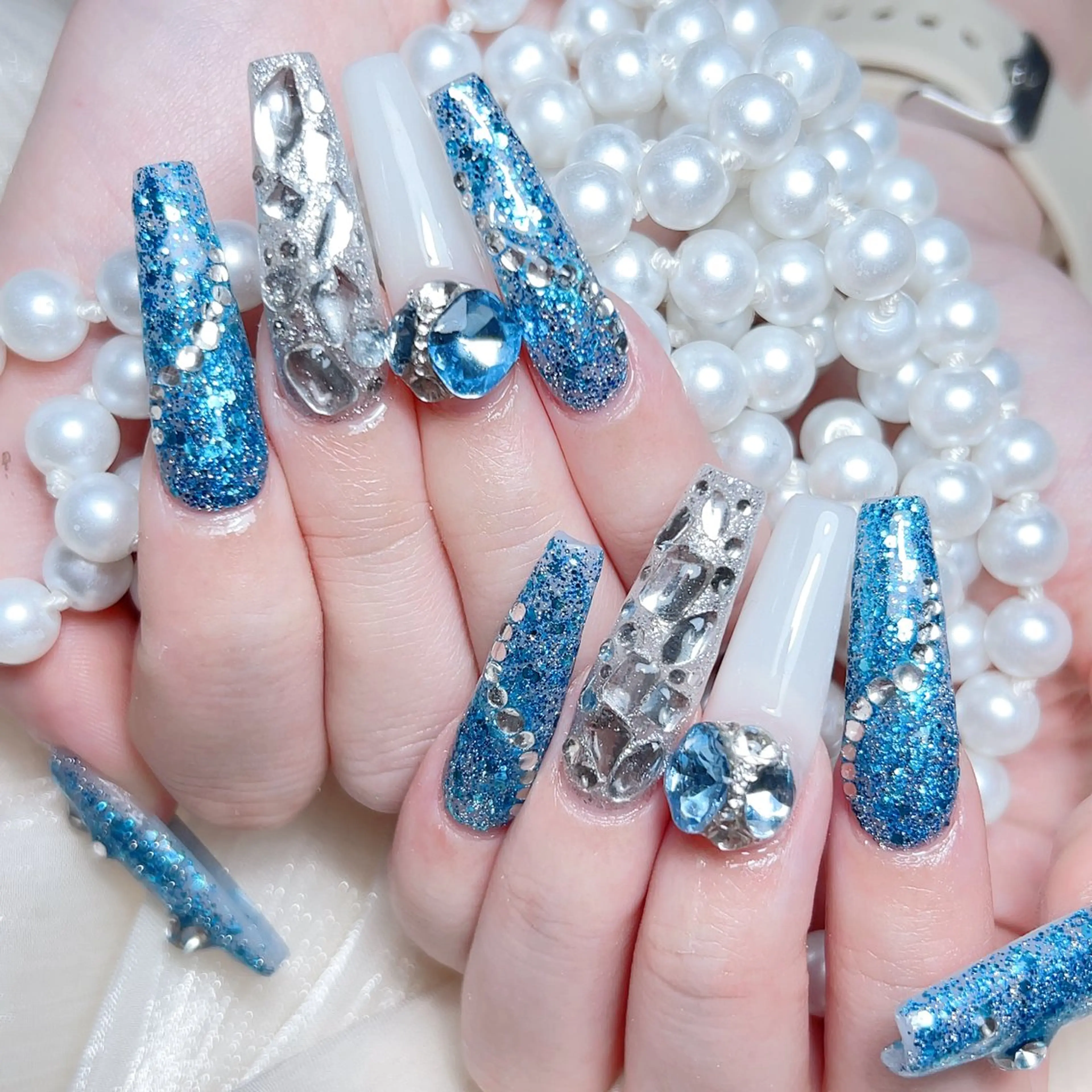 ネイル M🌷nail 長さだし専門店のネイルデザイン